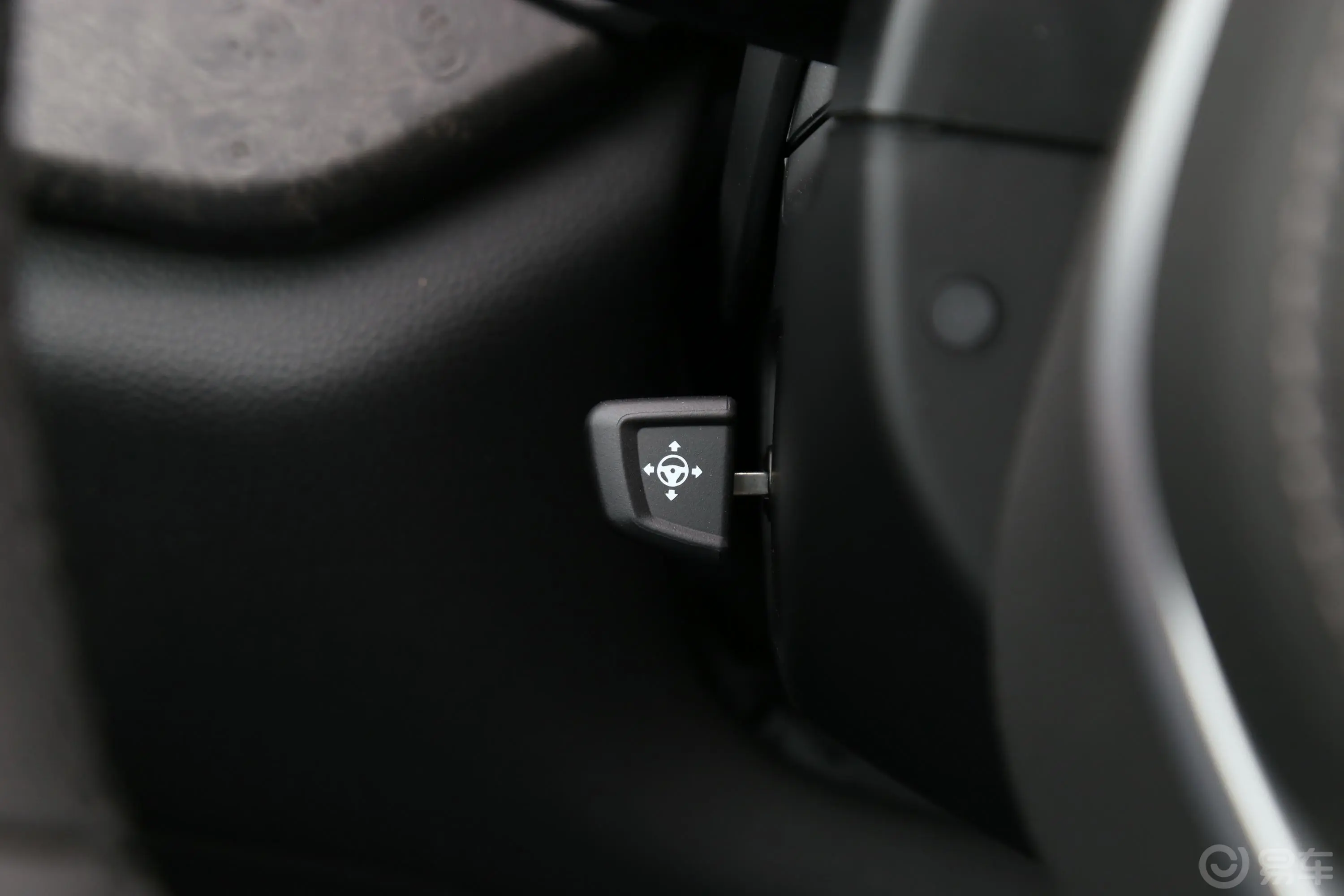 宝马X5(进口)xDrive40i M运动套装方向盘调节