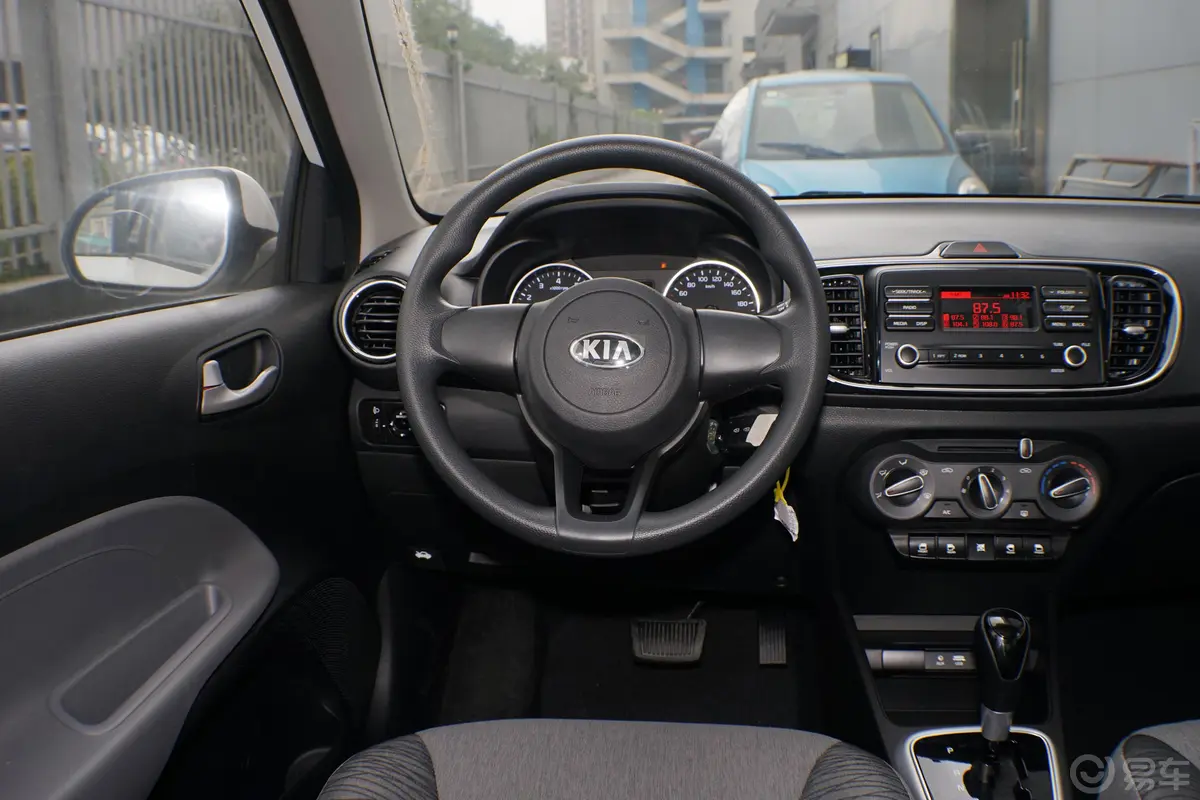 焕驰改款 1.4L 自动 舒适天窗版驾驶位区域