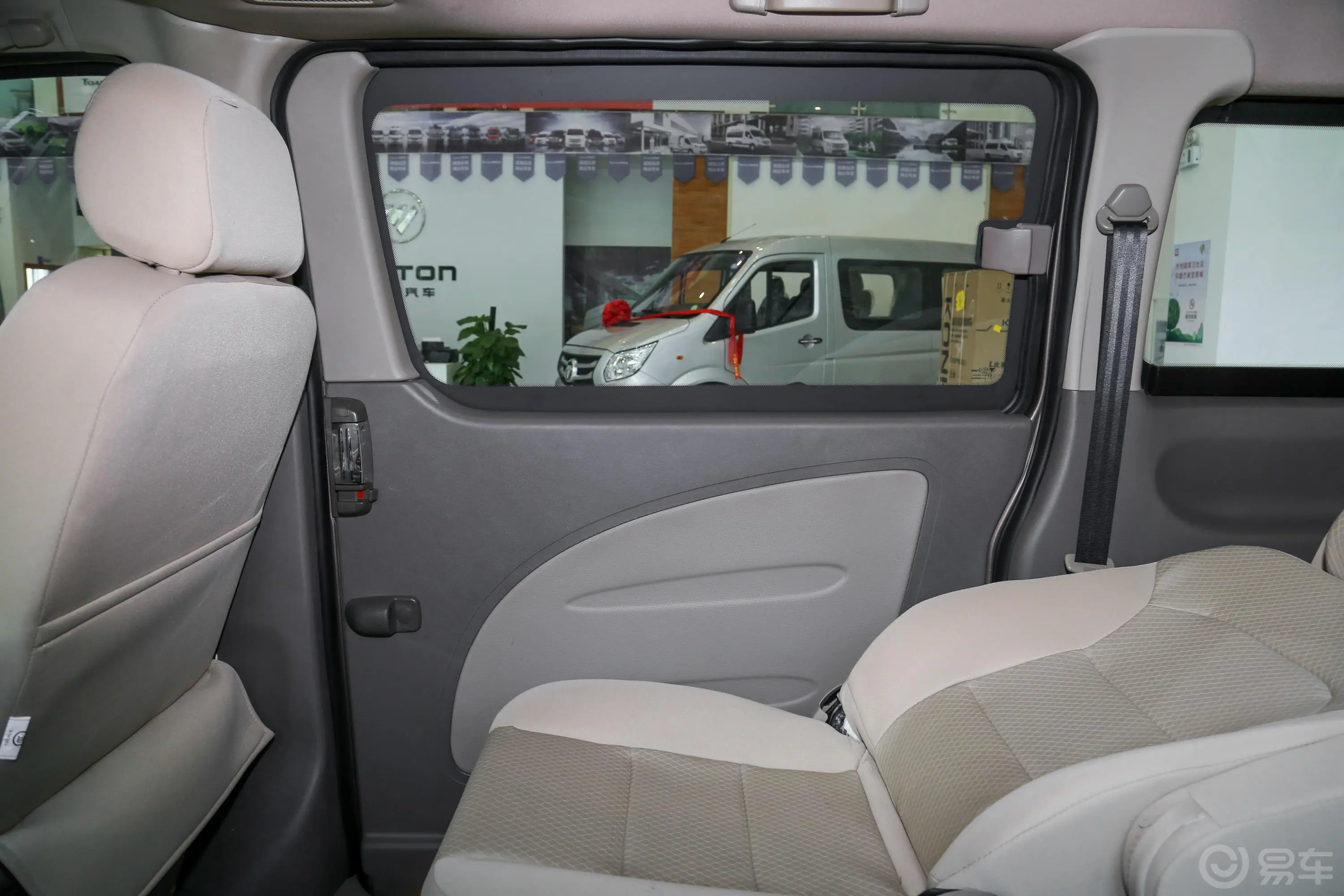 风景G5多用途乘用车 2.4L 手动 长轴平顶 商运版 9座 国VI空间