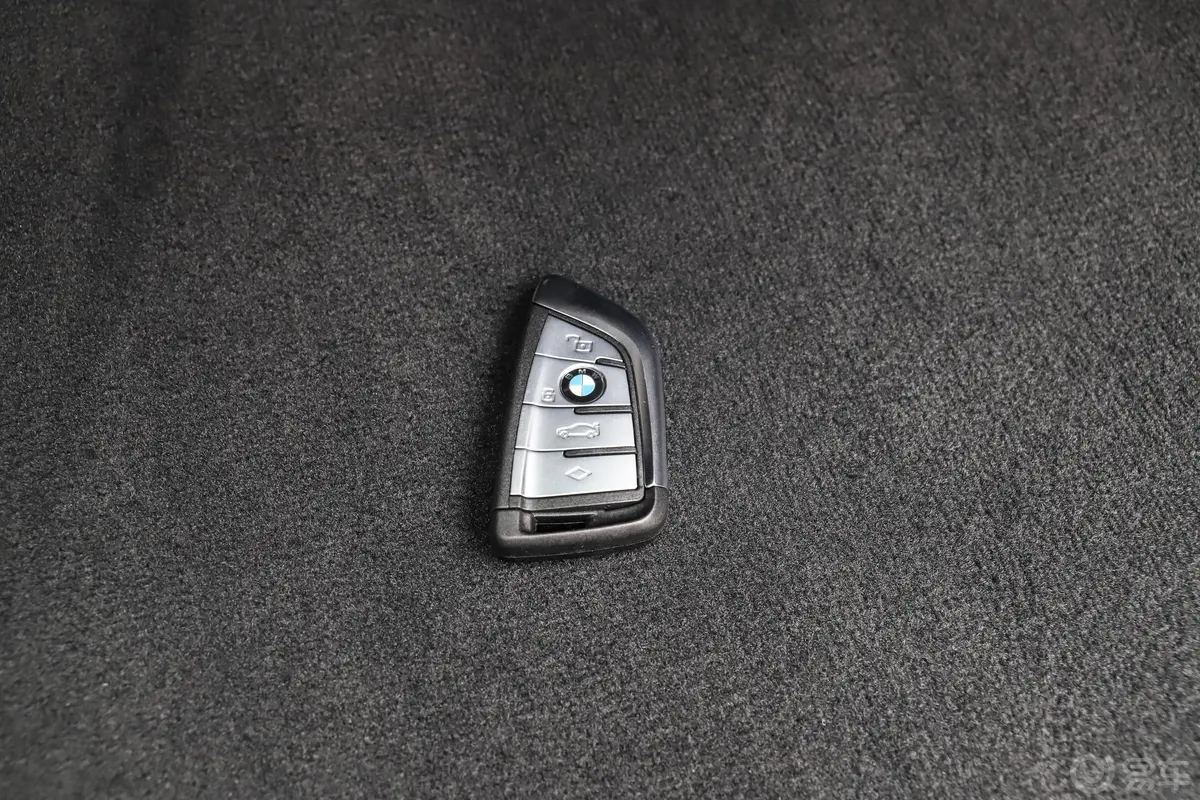 宝马X6xDrive40i 尊享型 M运动套装钥匙正面