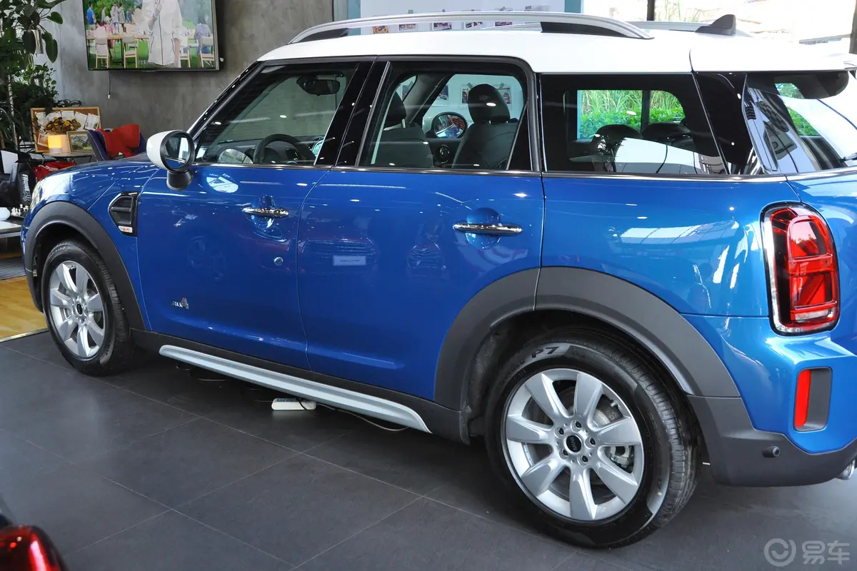 MINI COUNTRYMAN1.5T COOPER ALL4外观