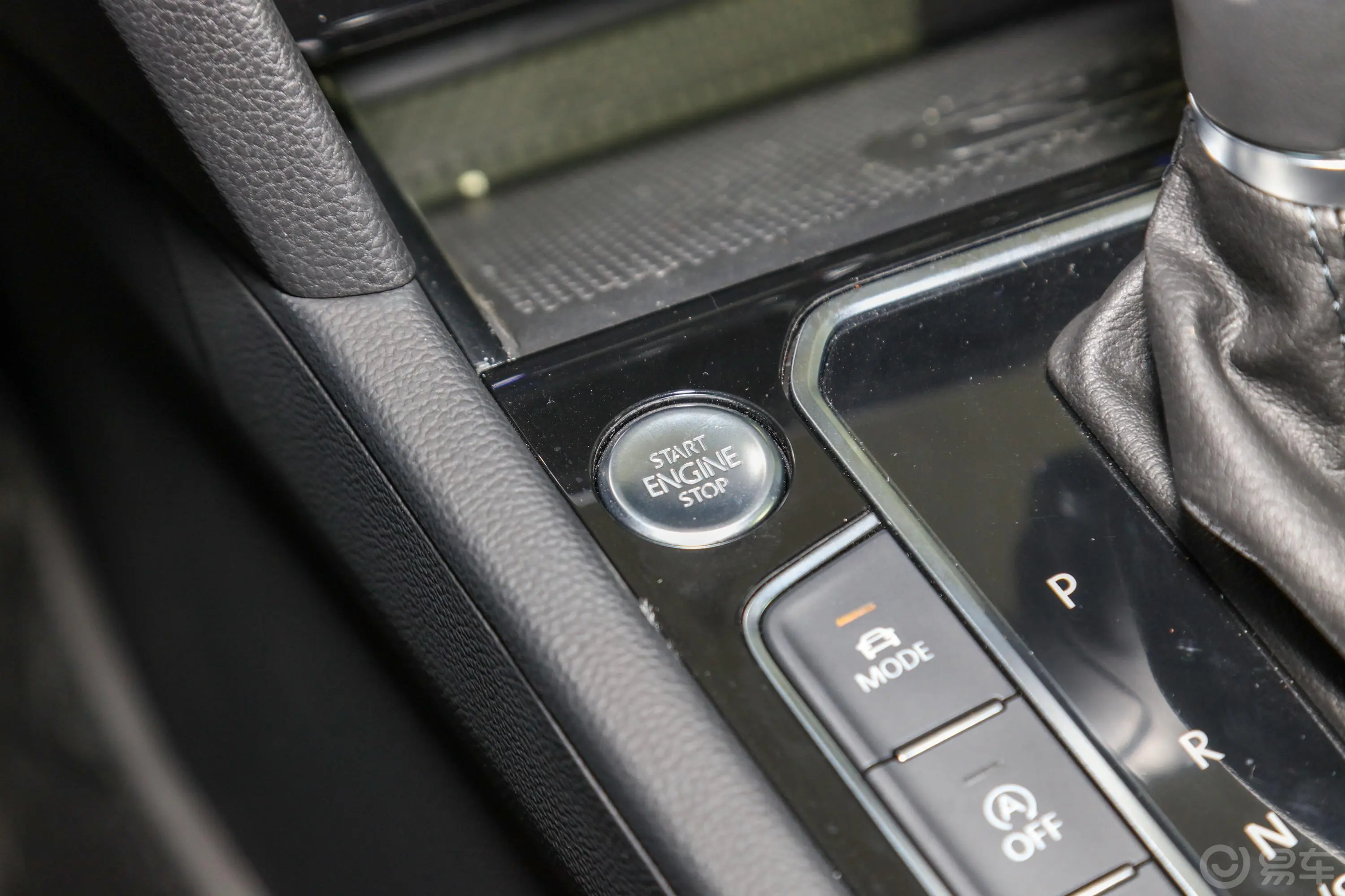 一汽-大众CC猎装车 380TSI 猎心版钥匙孔或一键启动按键