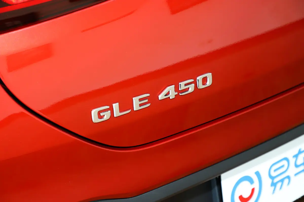 奔驰GLE轿跑GLE 450 4MATIC 轿跑SUV 豪华型外观
