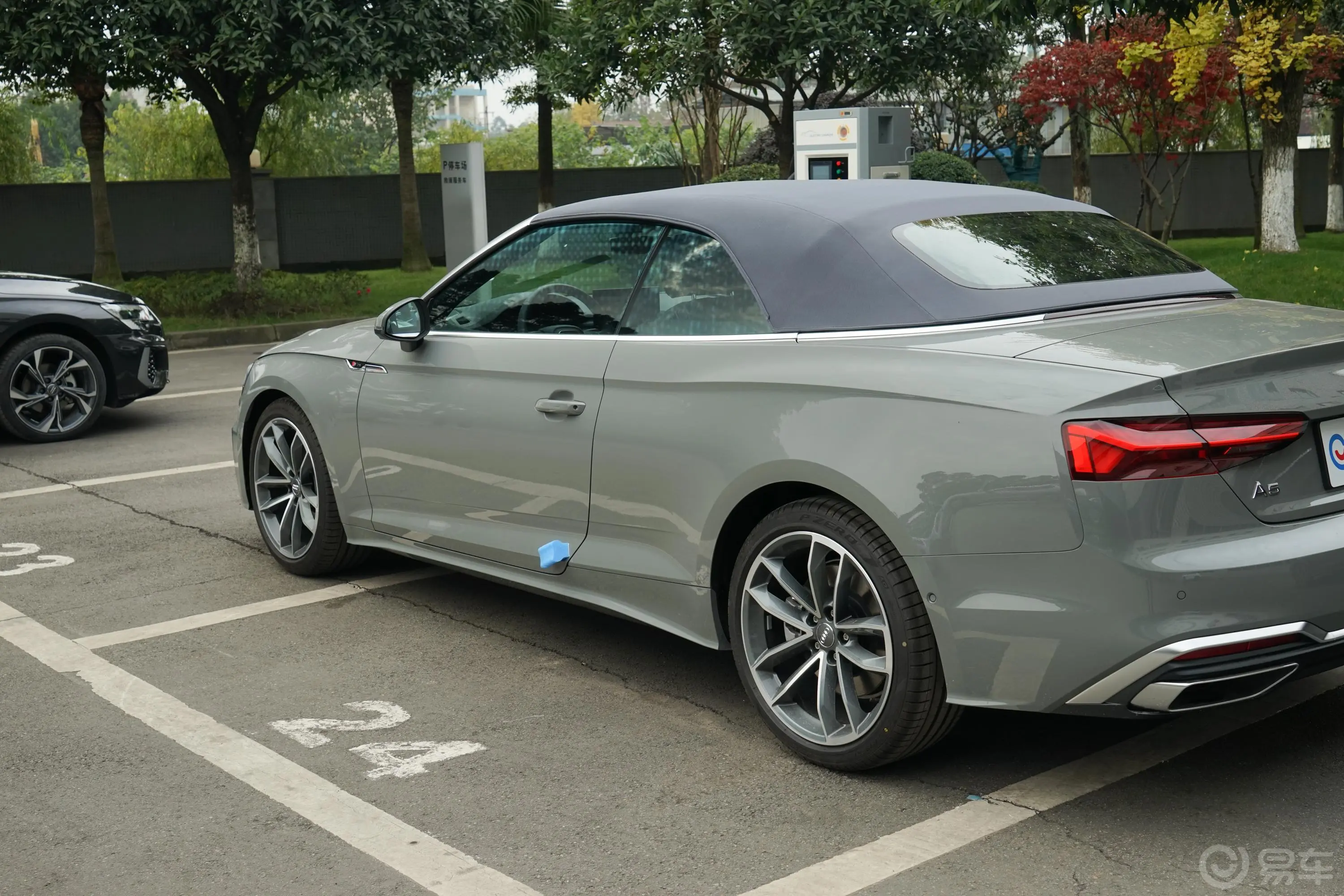 奥迪A5Cabriolet 45TFSI quattro 臻选动感型外观