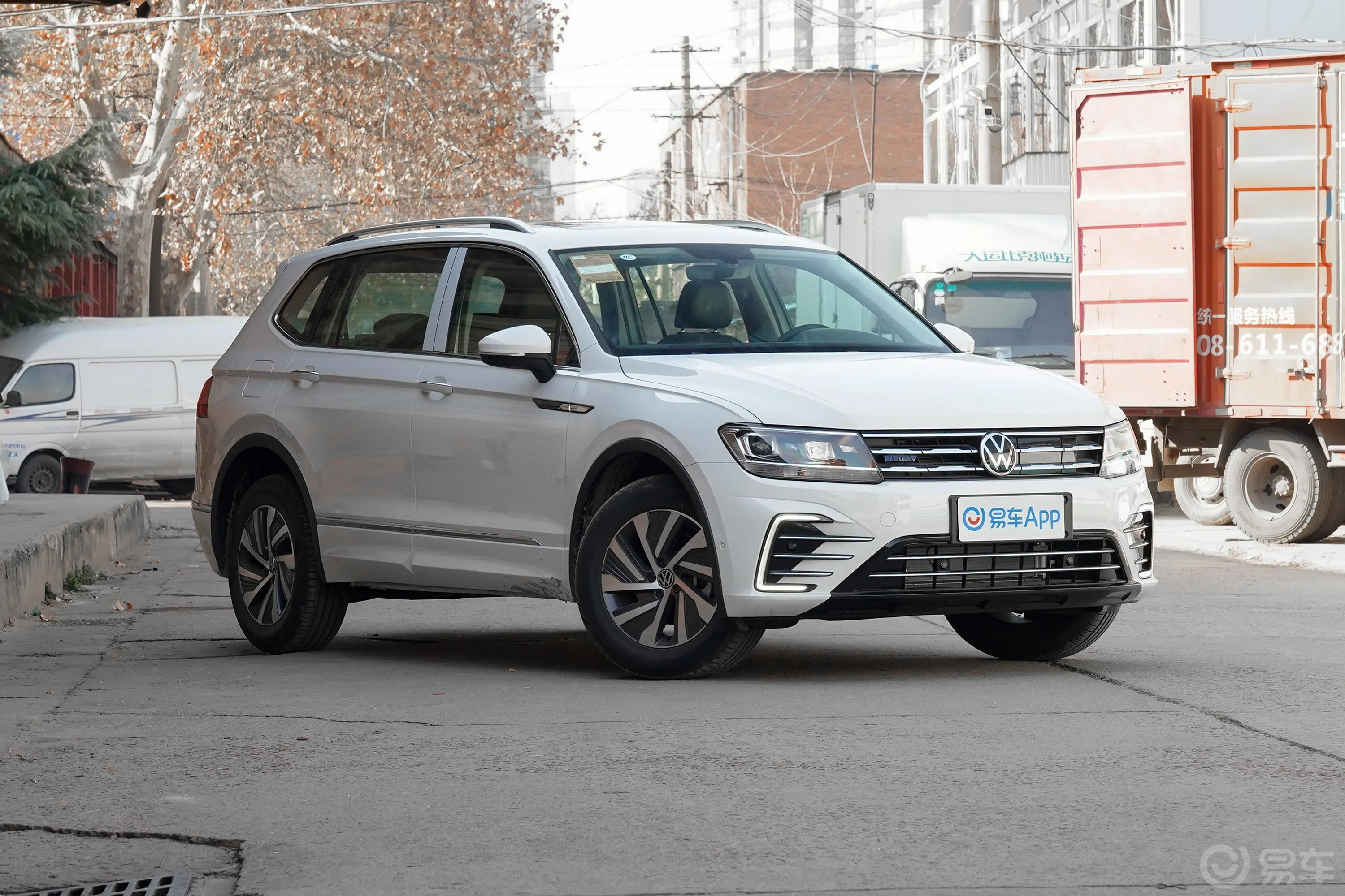 途观L 插电混动430PHEV 双离合 尊贵版快充充电口