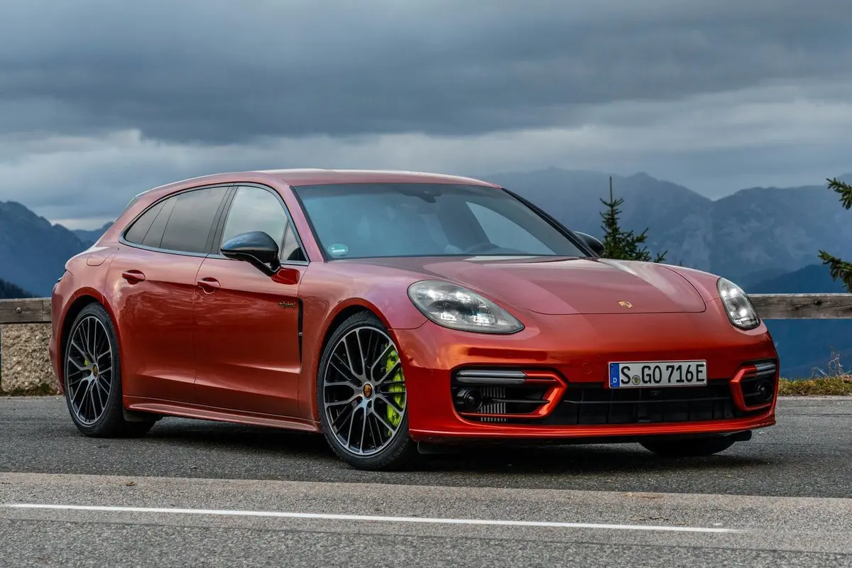 Panamera E-Hybrid