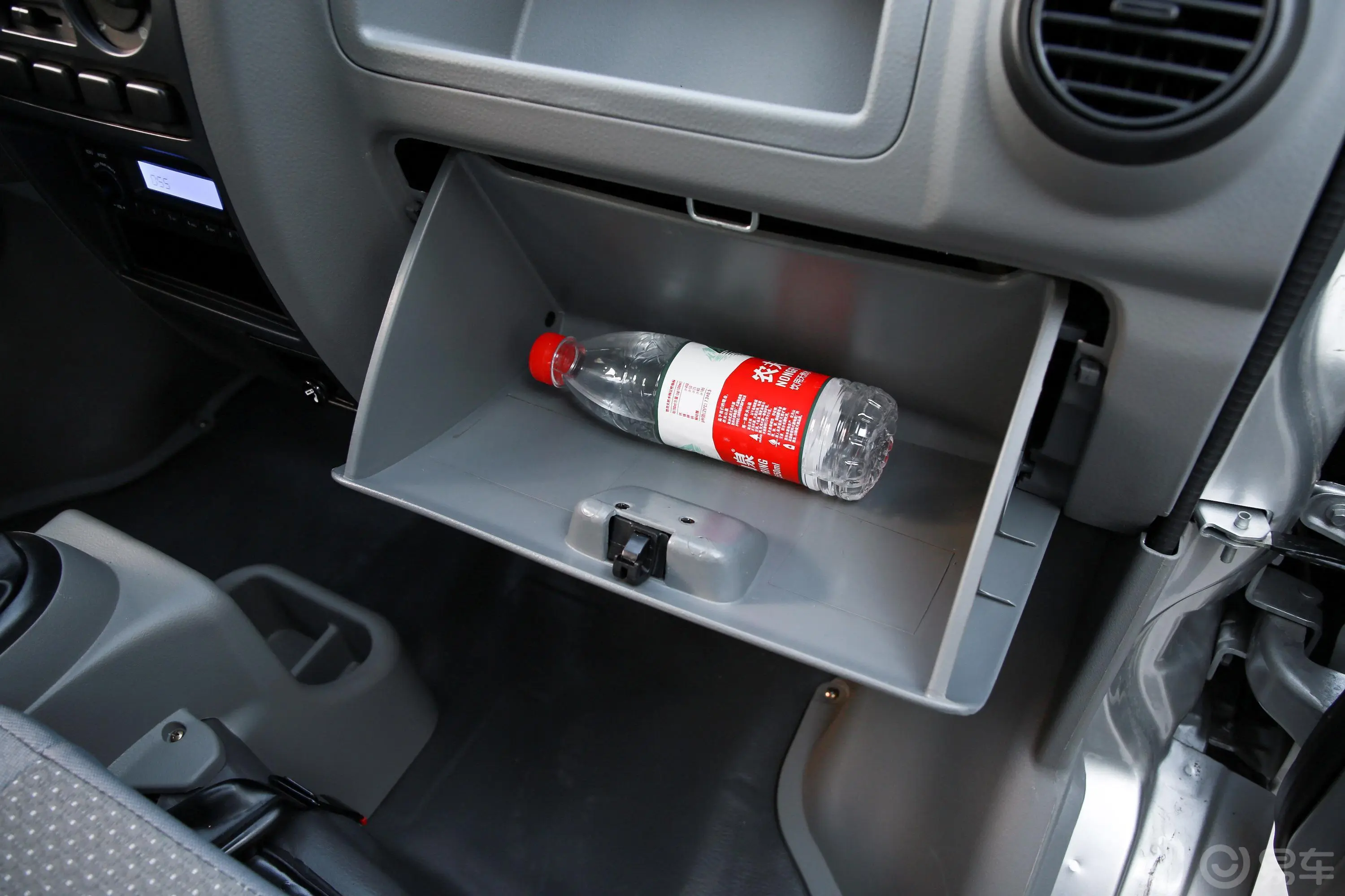 福瑞达K12S1.5L 手动 双排栏板 舒适型内饰