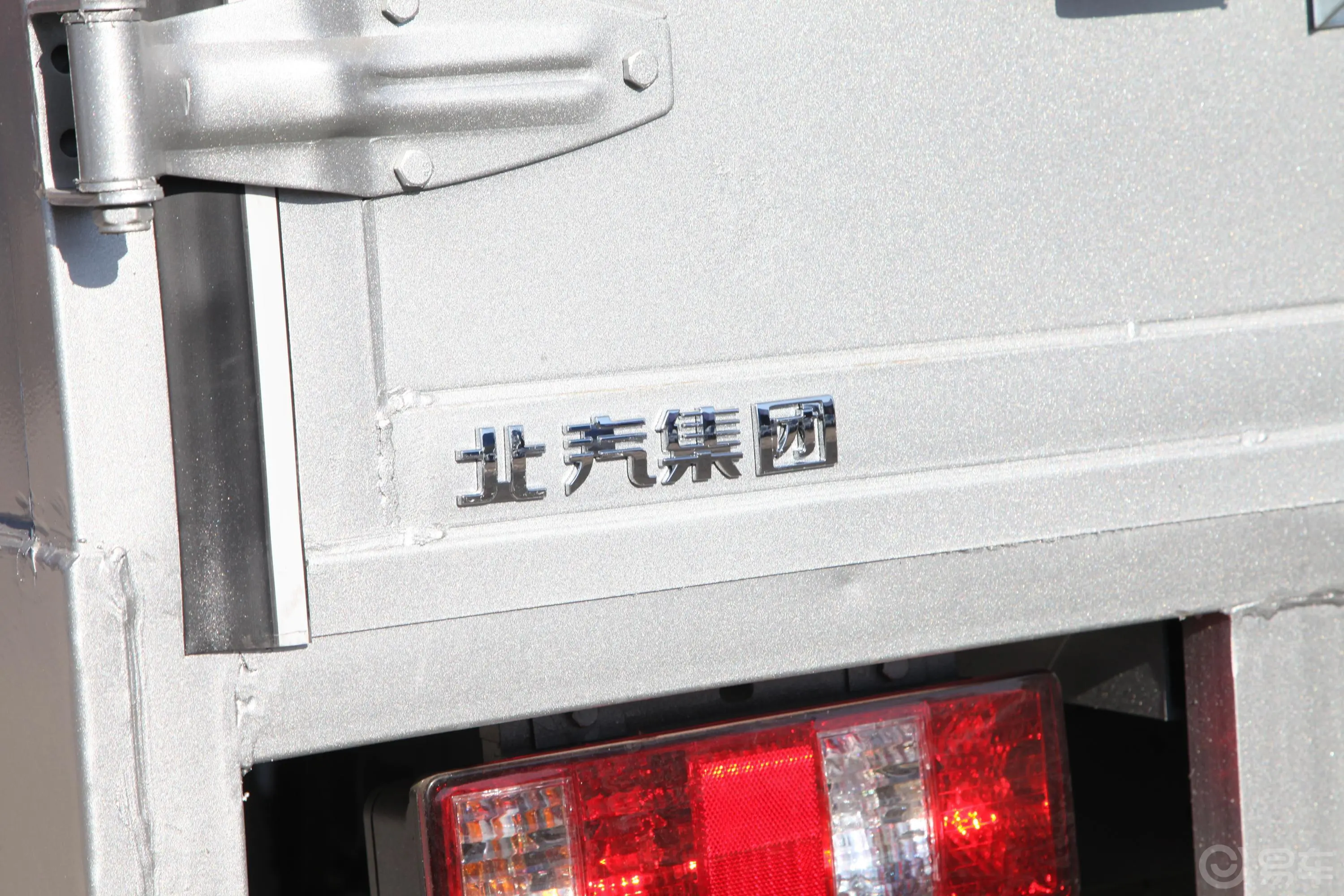 福瑞达K21轻卡 1.5L 手动 单排厢货 标准型外观