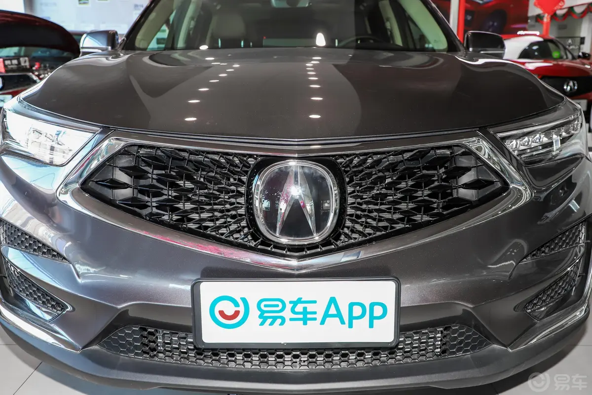 讴歌RDX2.0T 两驱 尊享版外观