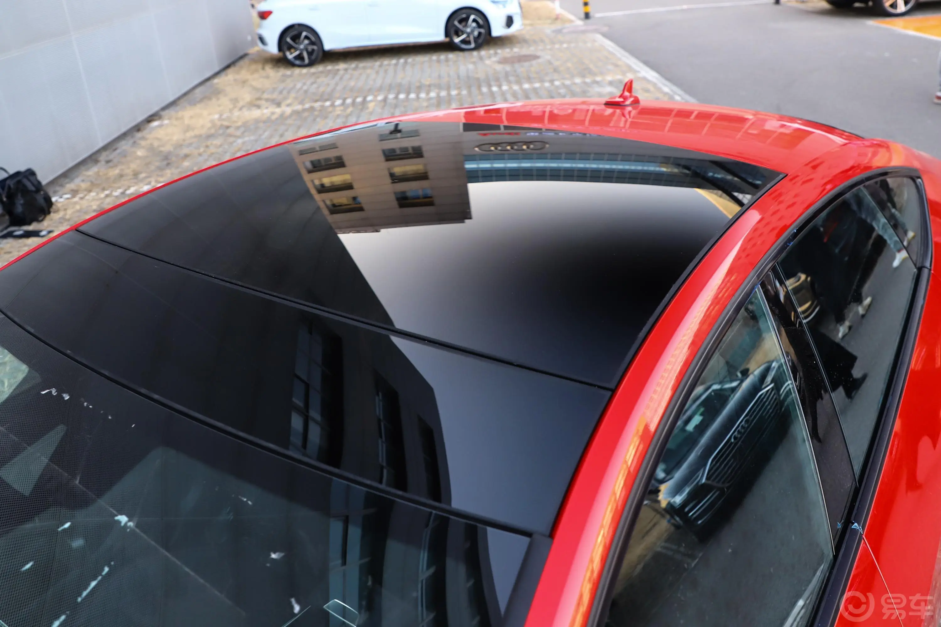 奥迪RS 7RS 7 4.0T Sportback天窗