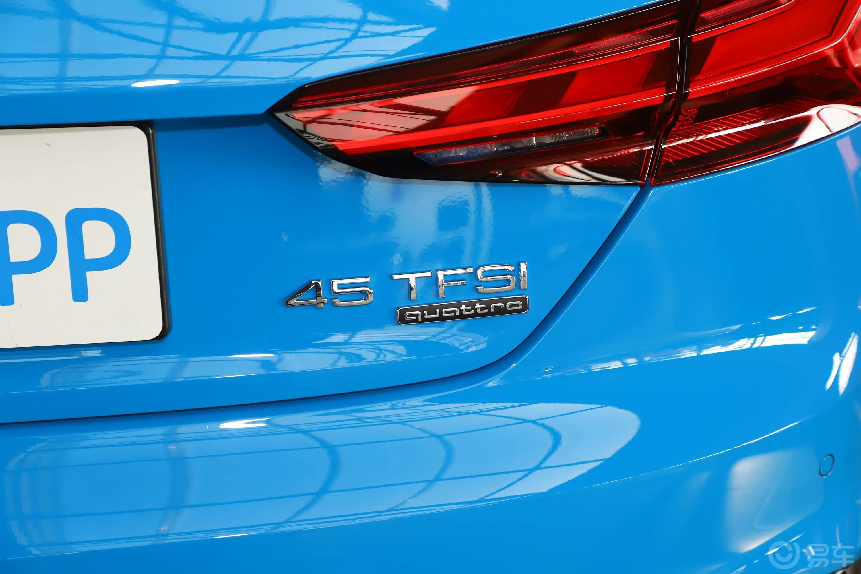 奥迪A5Coupe 45TFSI quattro 臻选动感型外观