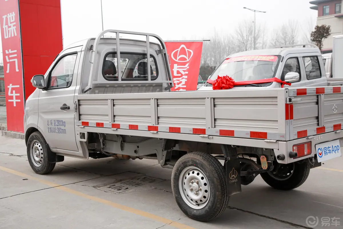 新豹T3载货汽车N1 1.2L 单排单后轮 标准版(4.755米) SC1031TMD6B1 汽油 国Ⅵ外观