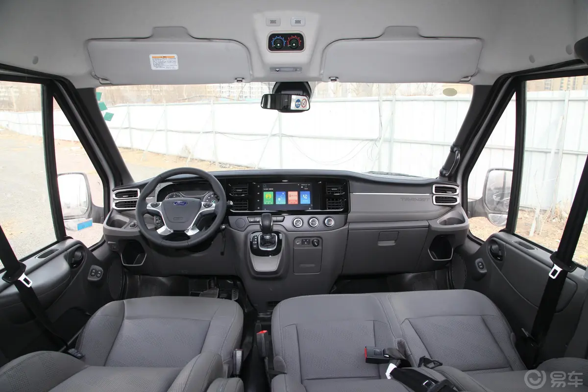 新世代全顺Pro 2.2T AMT 长轴中顶 豪华版客车(包) 15座 柴油 国VI车窗调节整体