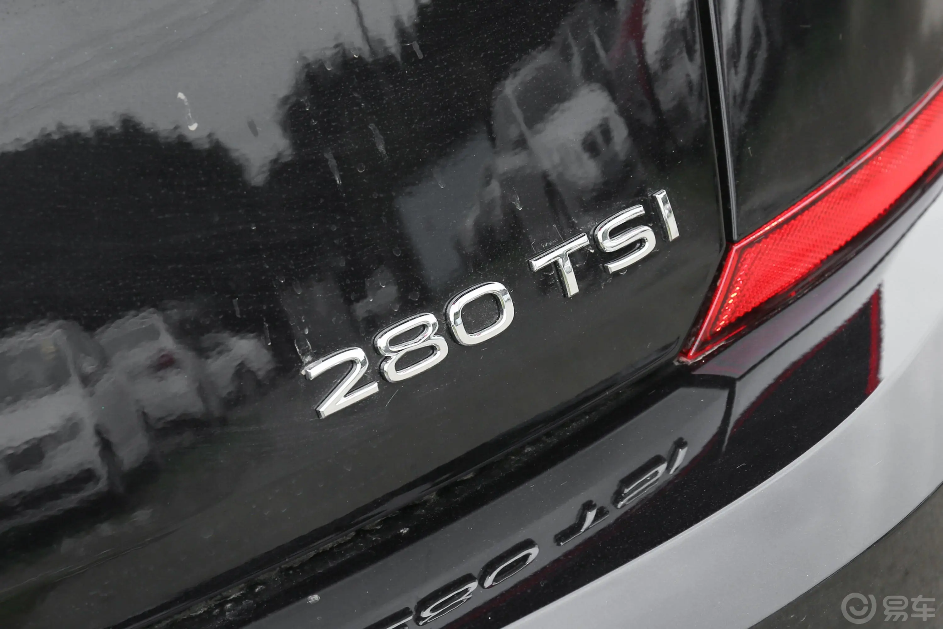 帕萨特280TSI 双离合 商务版外观