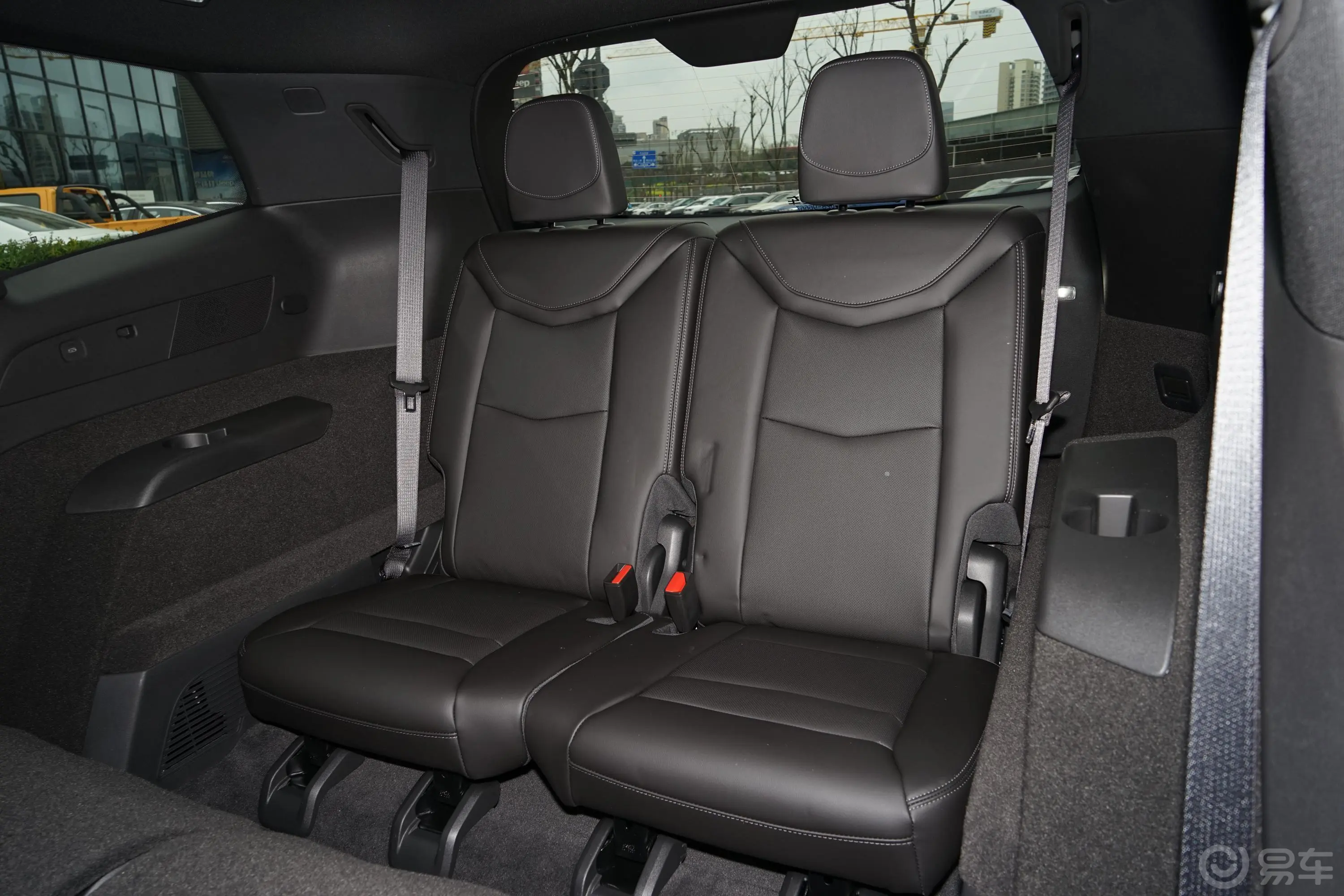 凯迪拉克XT62.0T 轻混 四驱豪华型 7座第三排座椅