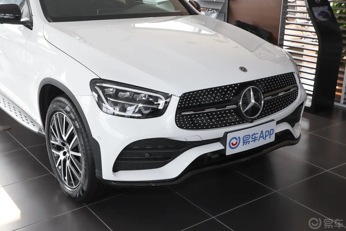 奔驰GLC轿跑GLC 300 4MATIC 轿跑SUV外观