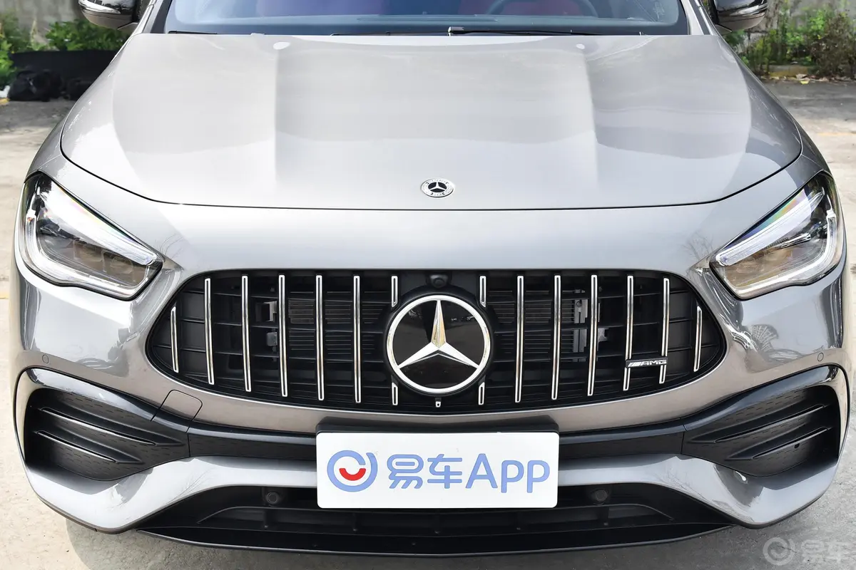 奔驰GLA AMGAMG GLA 35 4MATIC外观