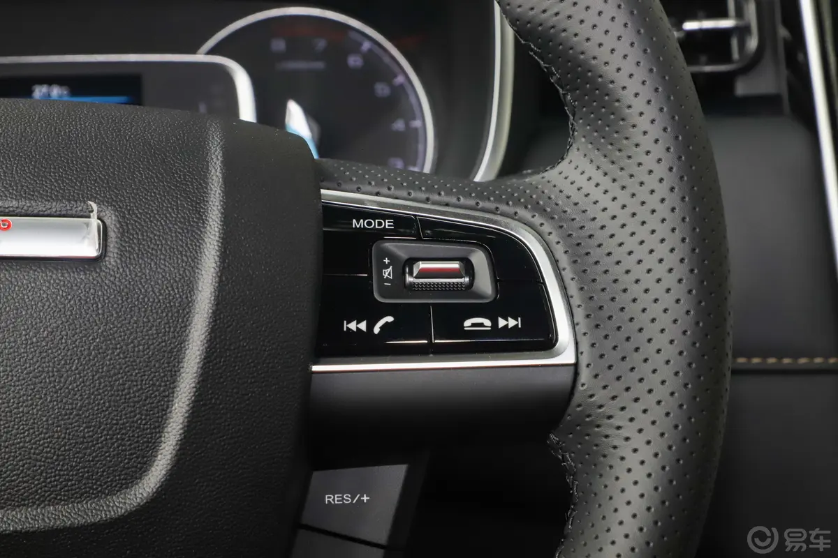 长安欧尚科赛Pro1.5T 手动 豪华型右侧方向盘功能按键