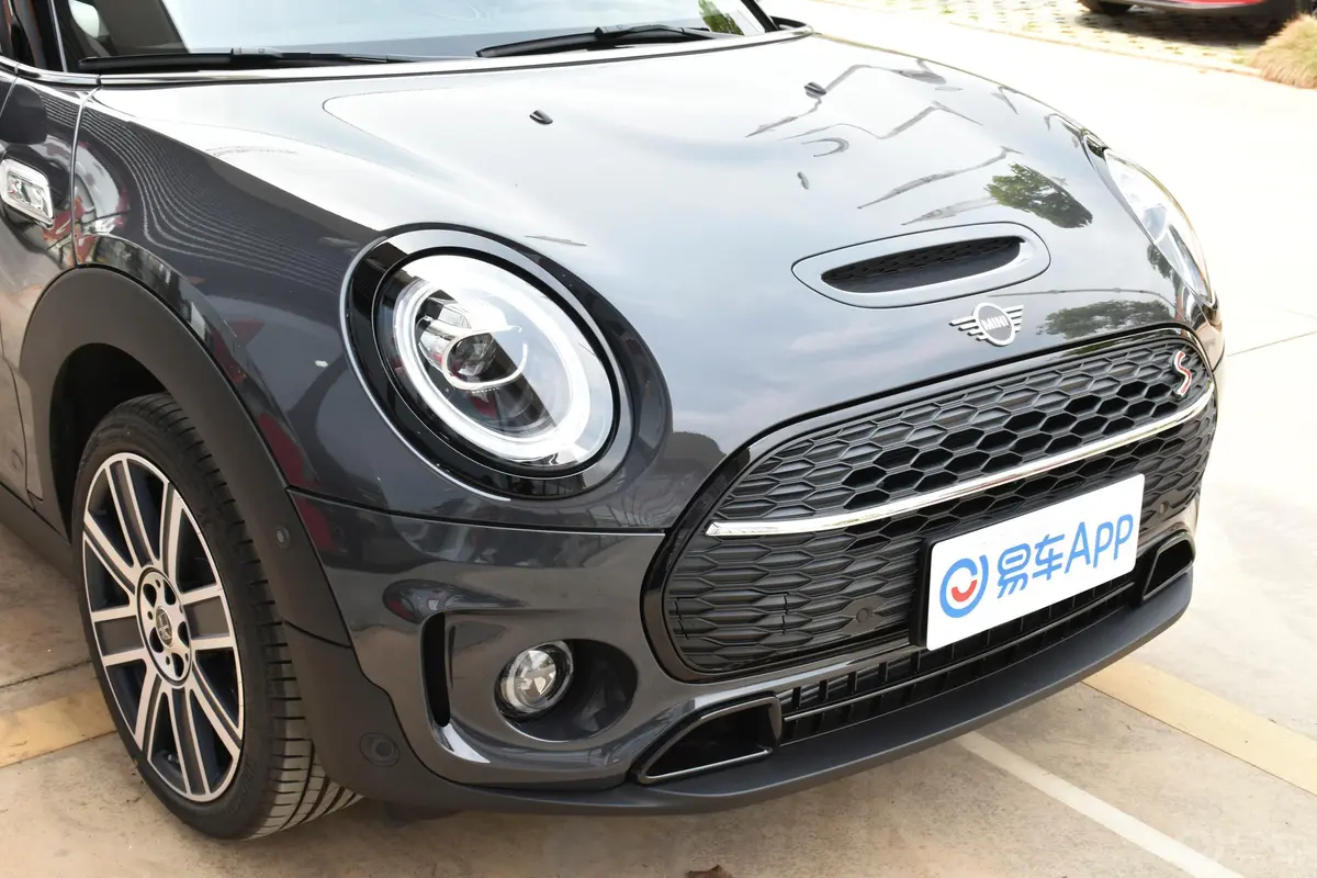 MINI CLUBMAN2.0T COOPER S外观