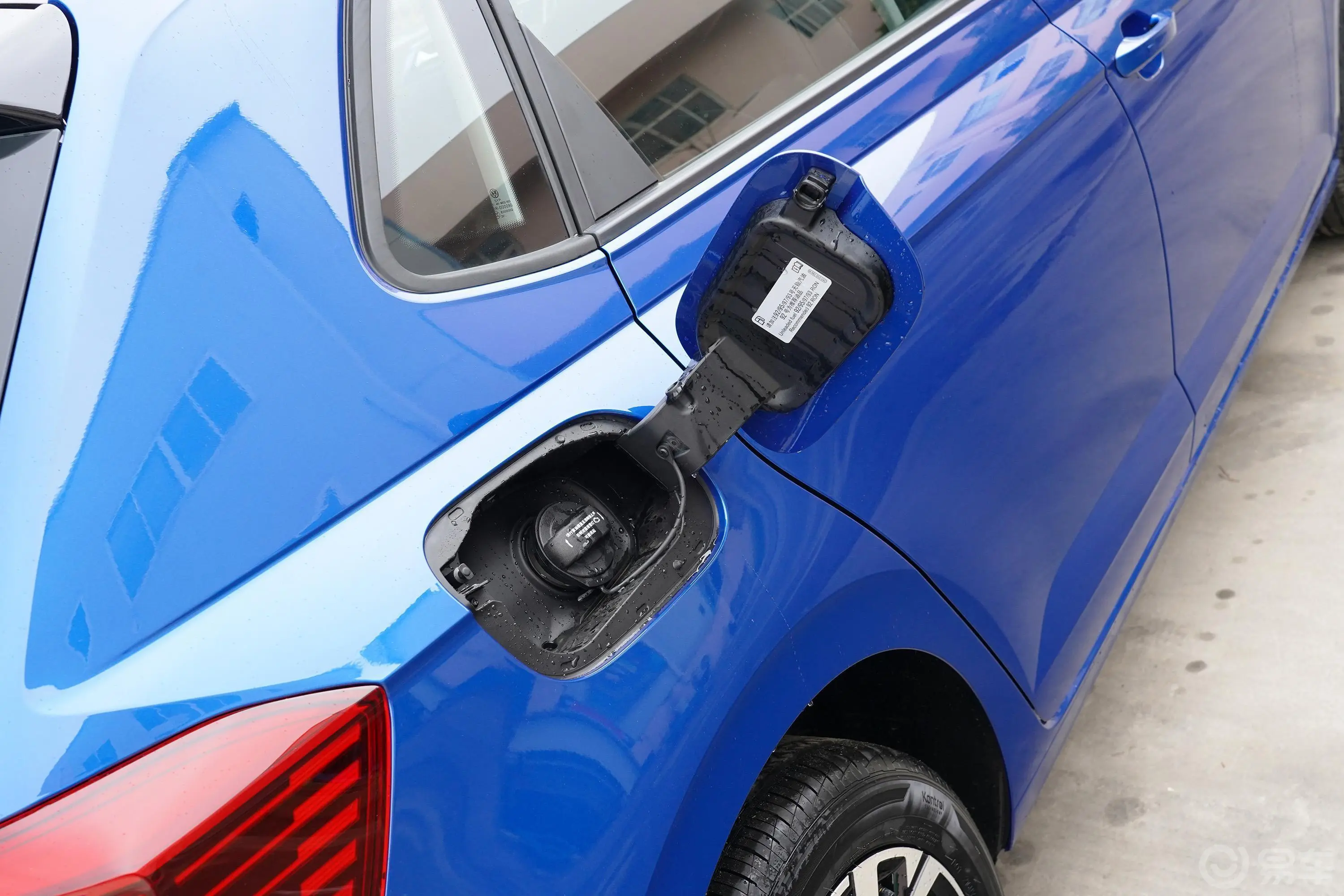 PoloPlus 1.5L 自动潮酷智尊版油箱盖