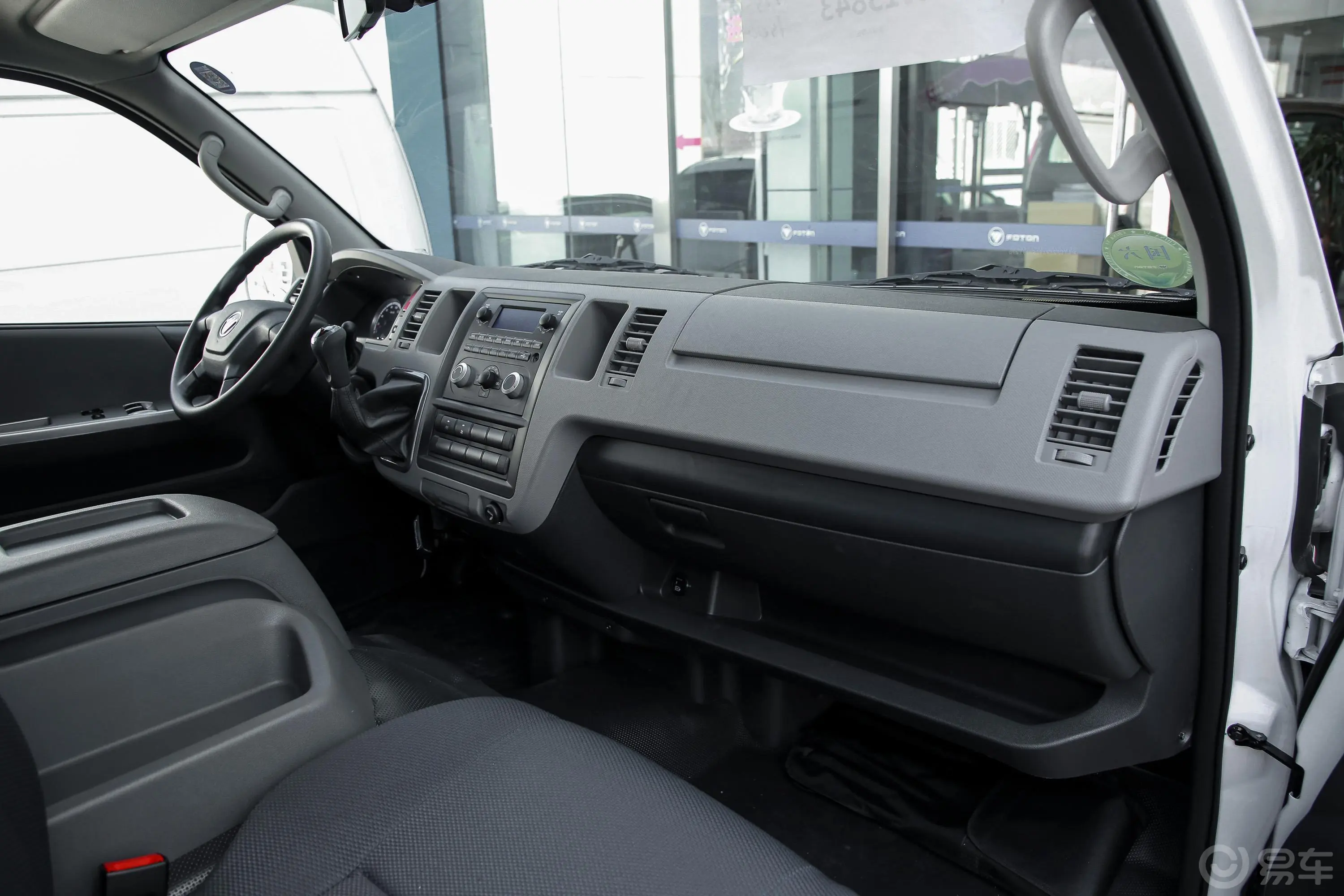 风景G9明窗 2.4L 手动 长轴高顶 商运版 9座 汽油 国VI内饰全景副驾驶员方向
