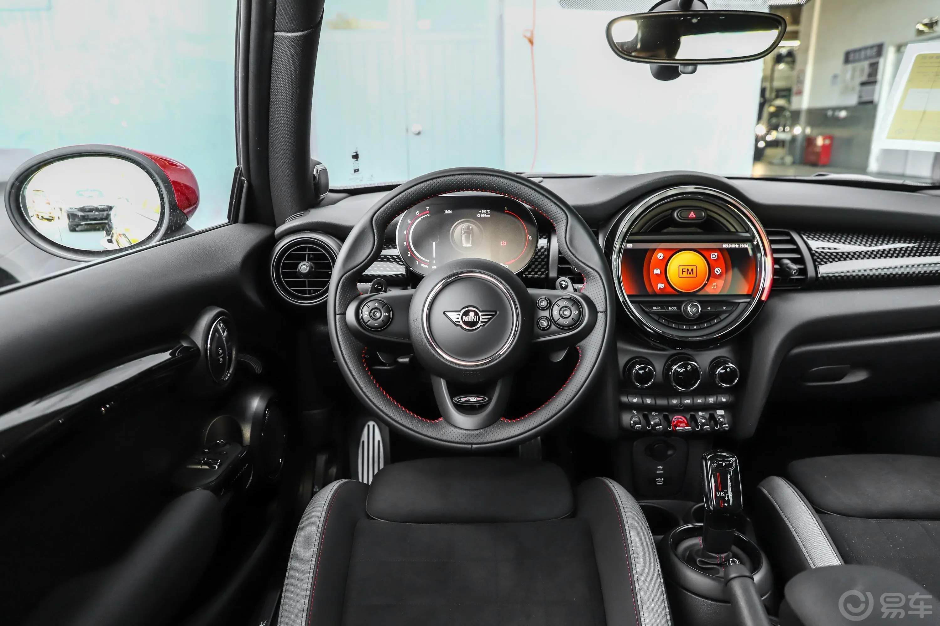 MINI JCW2.0T JOHN COOPER WORKS ALL-IN内饰