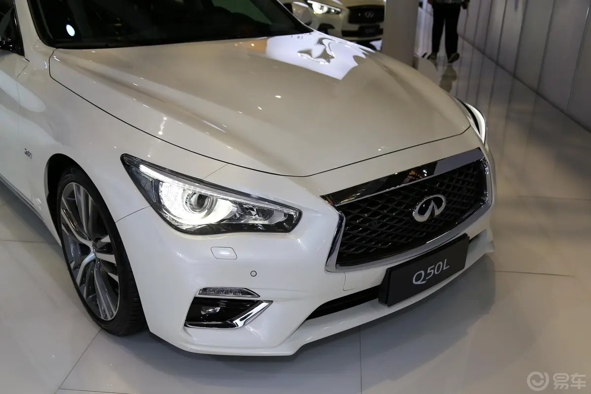 英菲尼迪Q50L