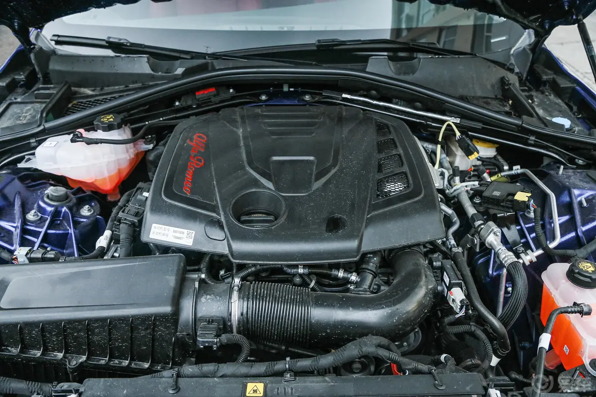 Giulia朱丽叶2.0T 280HP 豪华版外观