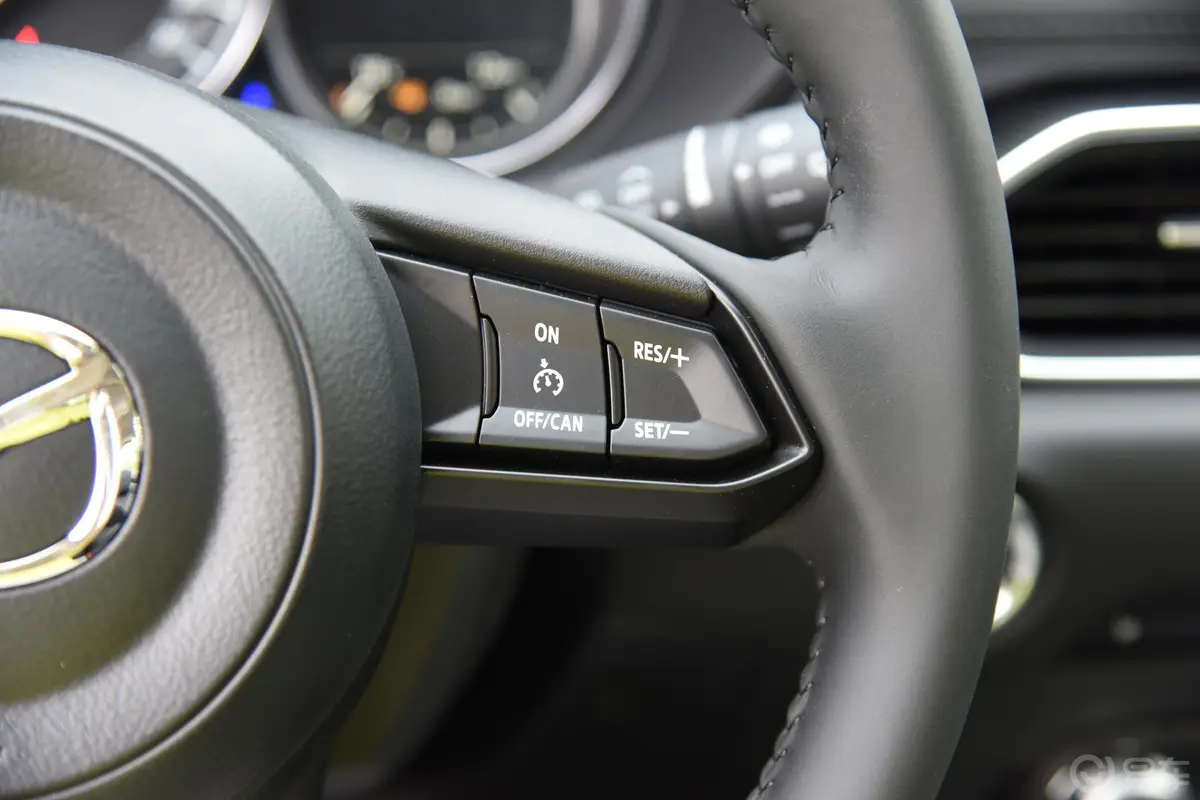 马自达CX-52.0L 手自一体 两驱 智尊型右侧方向盘功能按键