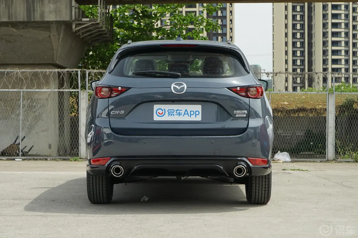 马自达CX-52.5L 手自一体 两驱 黑骑士版外观