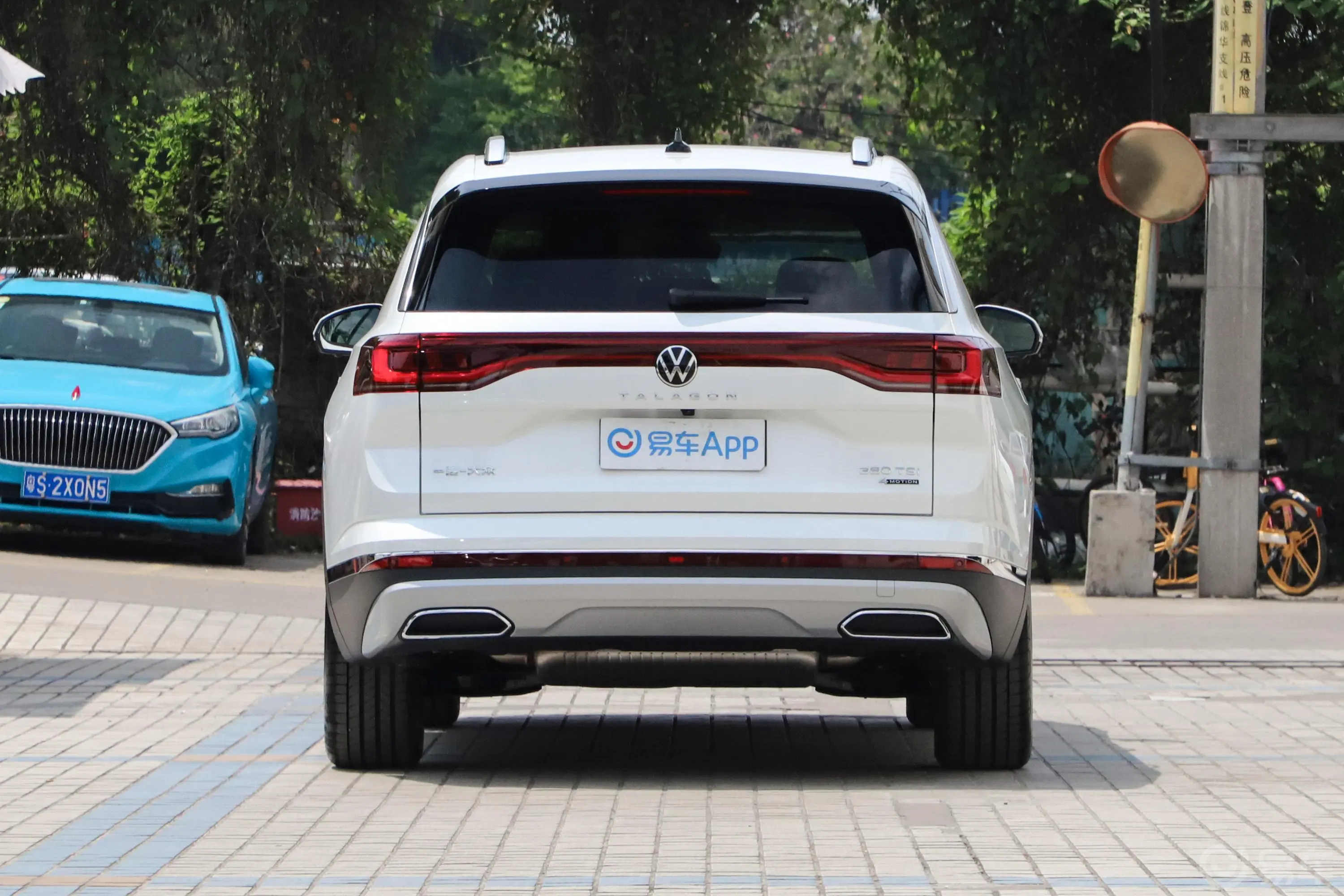 揽境380TSI 四驱豪华佳境版Pro正后水平