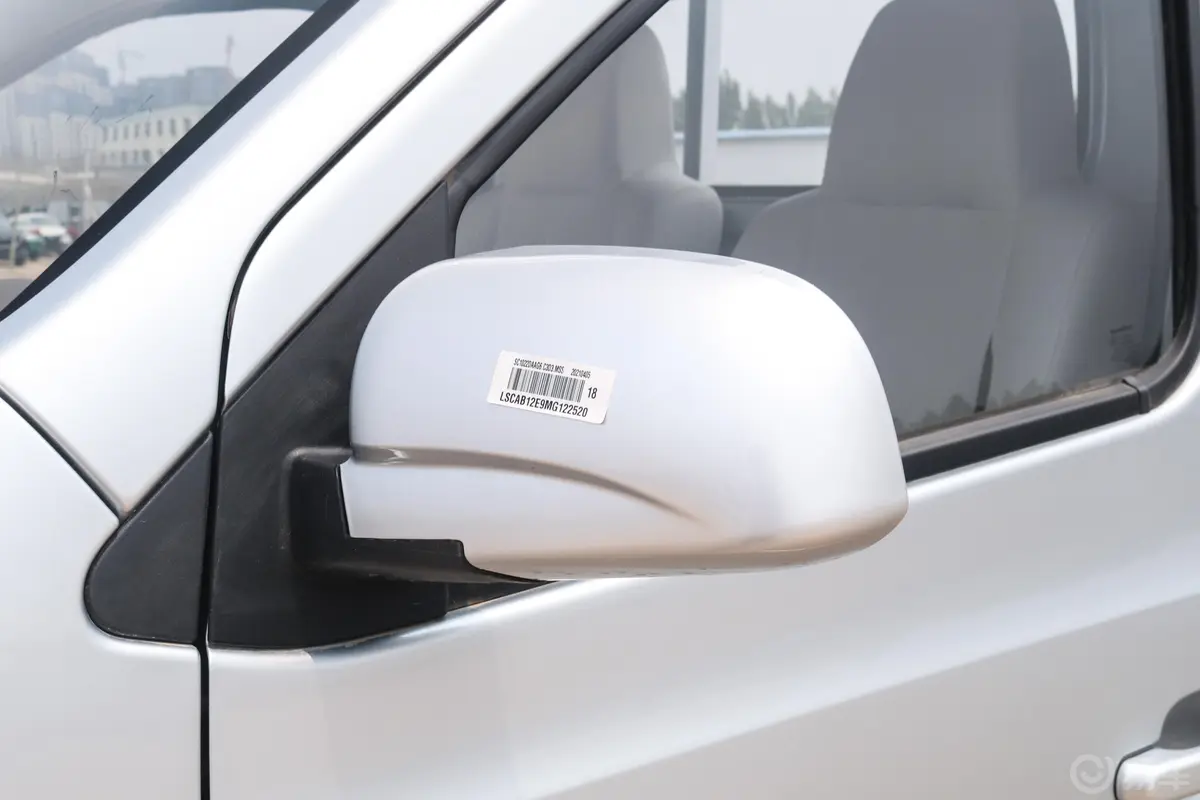 长安星卡1.5L 长轴版 单排 标准型主驾驶后视镜背面