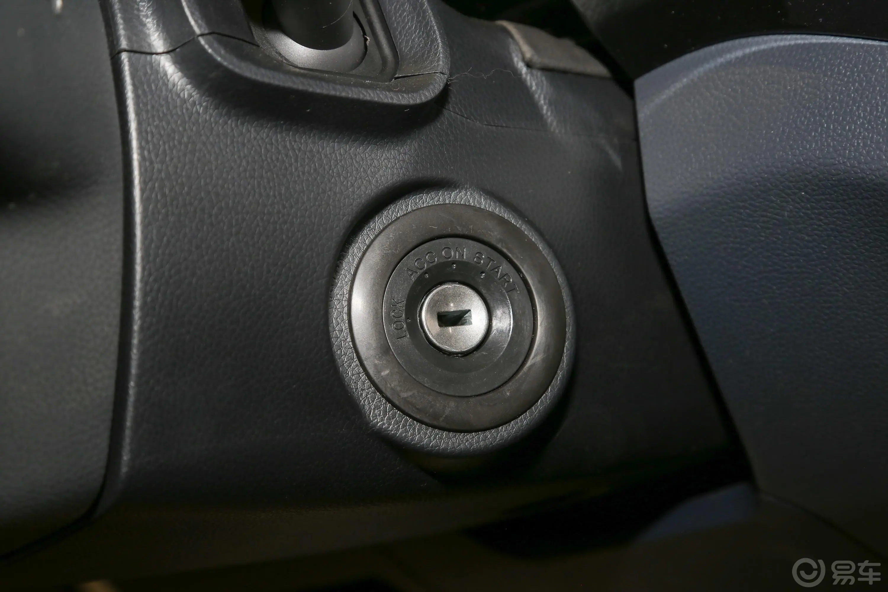 大通EV30303km 长轴标准版钥匙孔或一键启动按键
