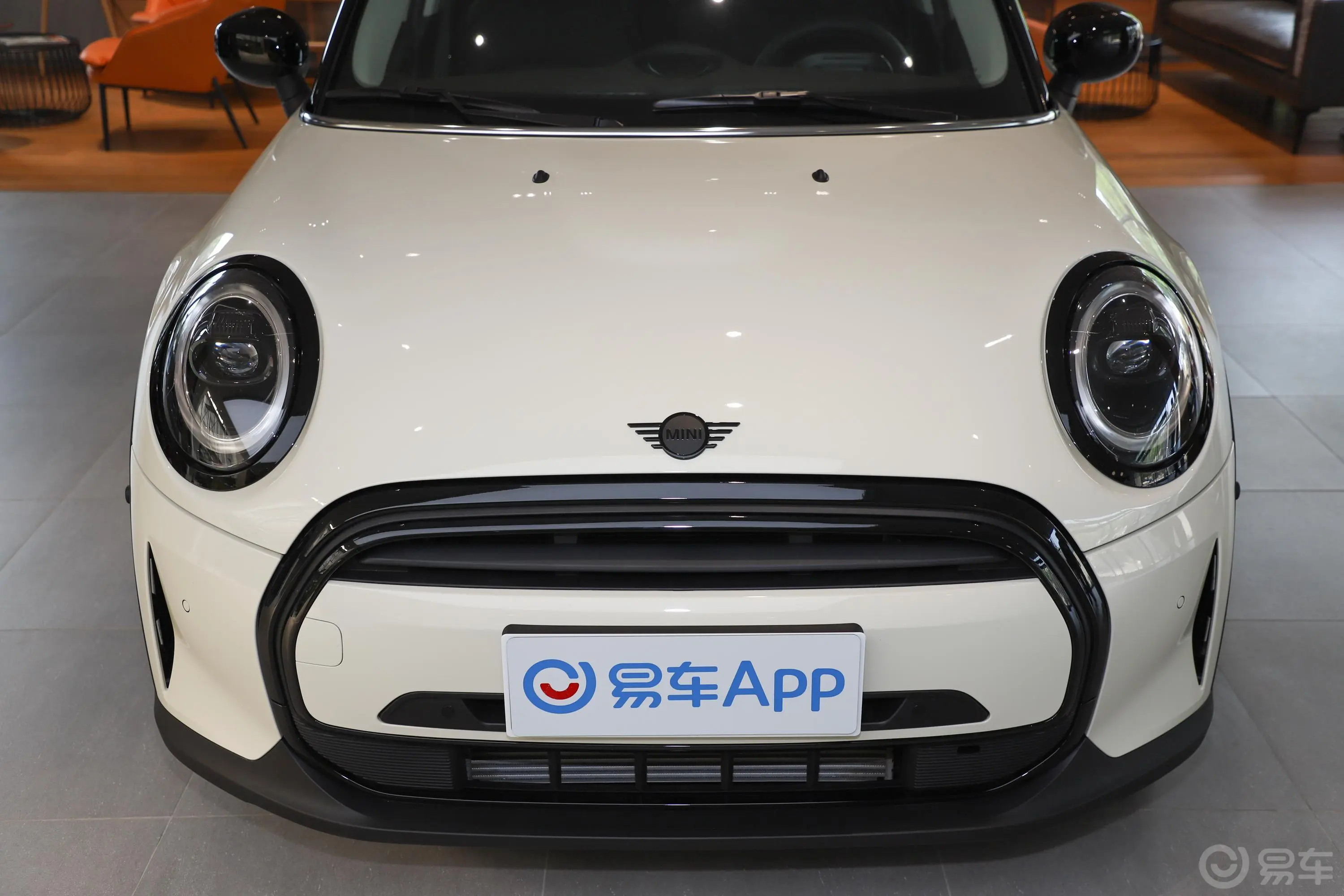 MINI1.5T COOPER 艺术家 五门版外观