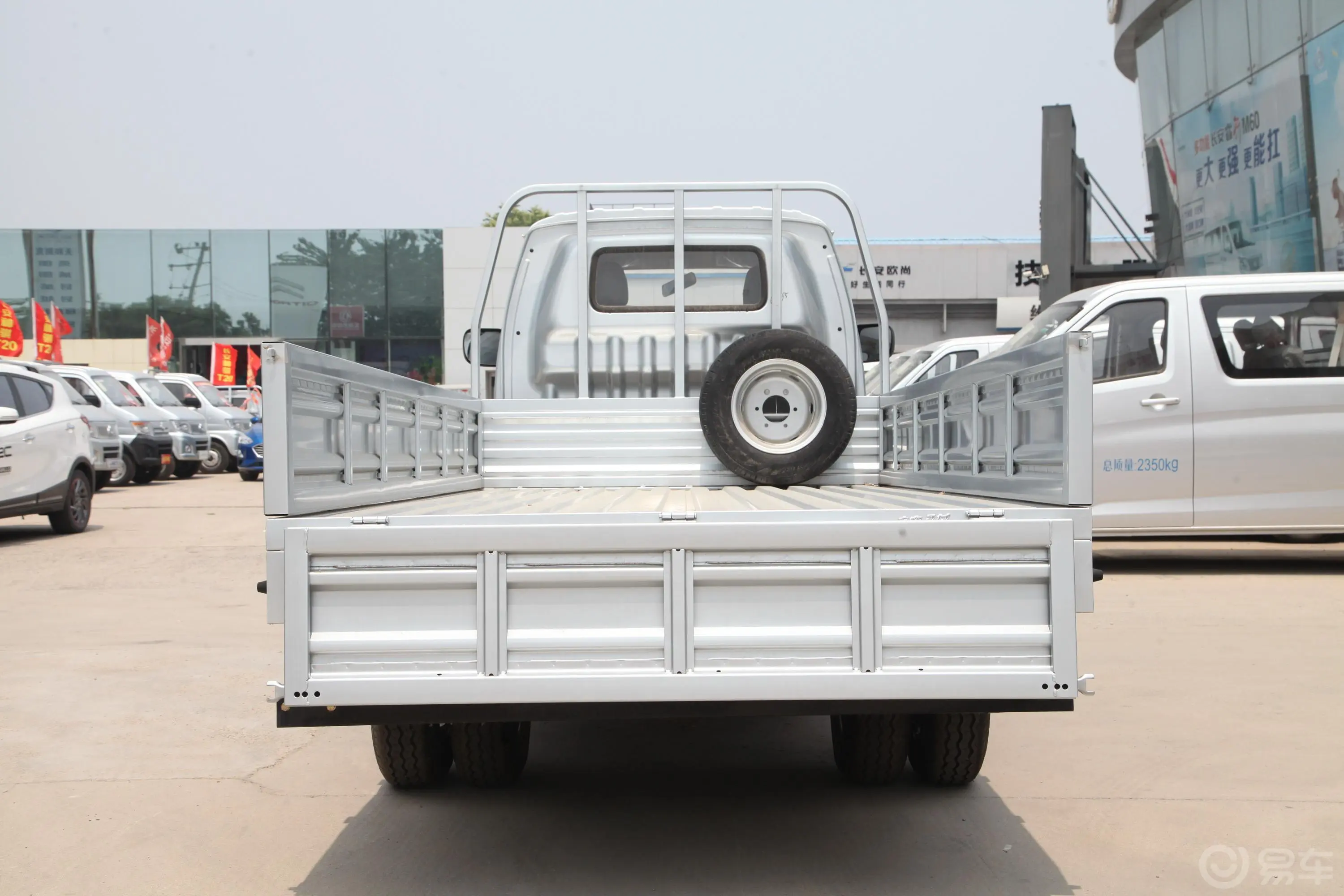 神骐T201.6L 手动 单排标准式运输车 标准型 CNG 国VI空间