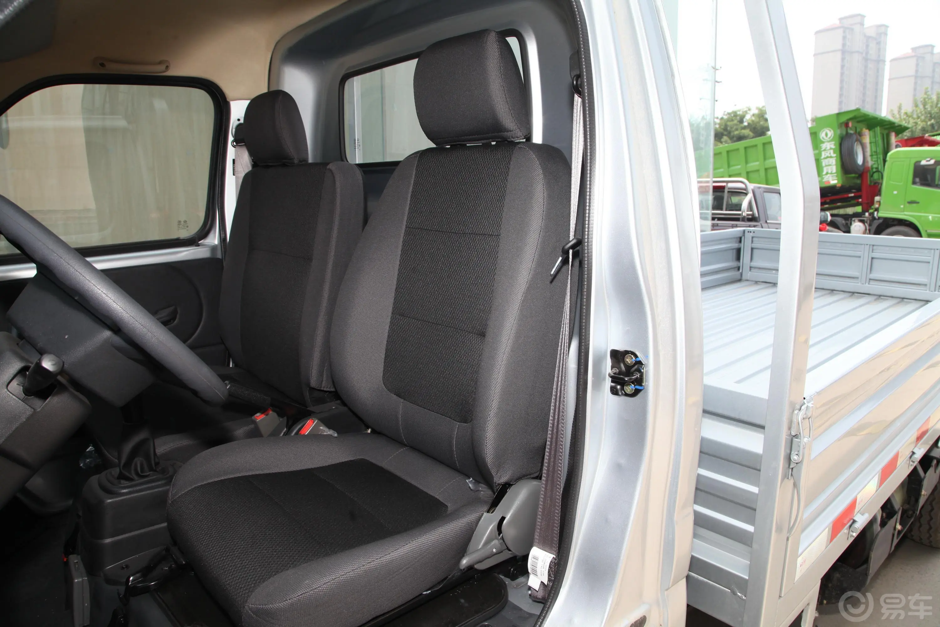 神骐T201.6L 手动 单排标准式运输车 标准型 CNG 国VI驾驶员座椅