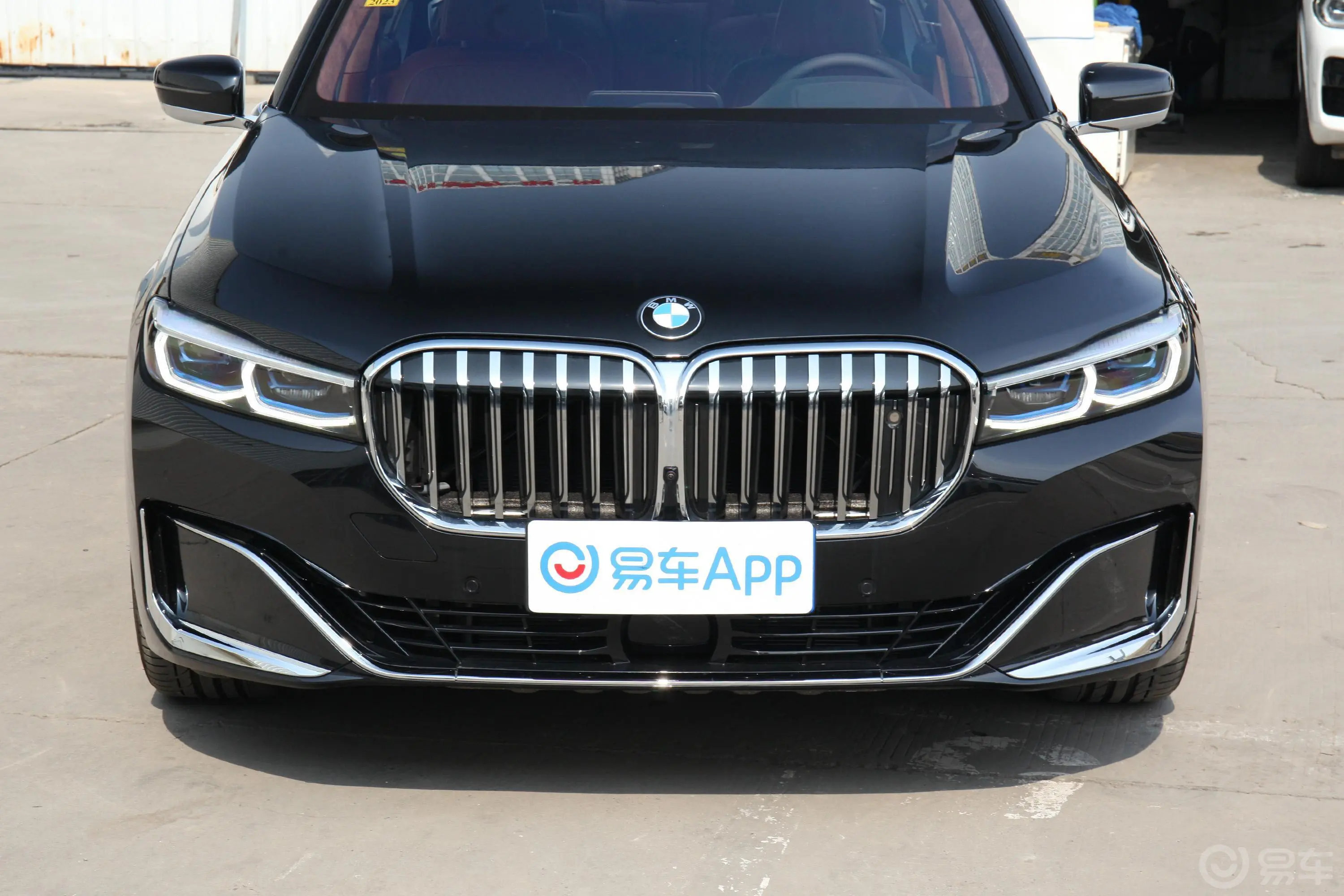 宝马7系改款 M760Li xDrive V12 豪华套装外观