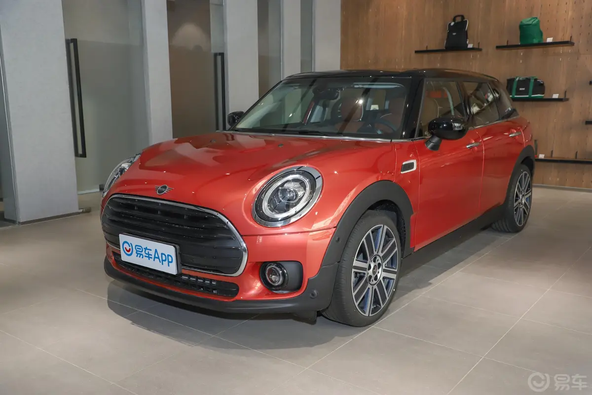 MINI CLUBMAN1.5T COOPER 鉴赏家外观