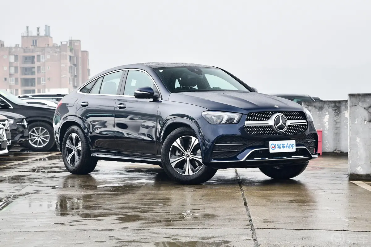 奔驰GLE轿跑GLE 350 4MATIC 轿跑SUV 时尚型外观