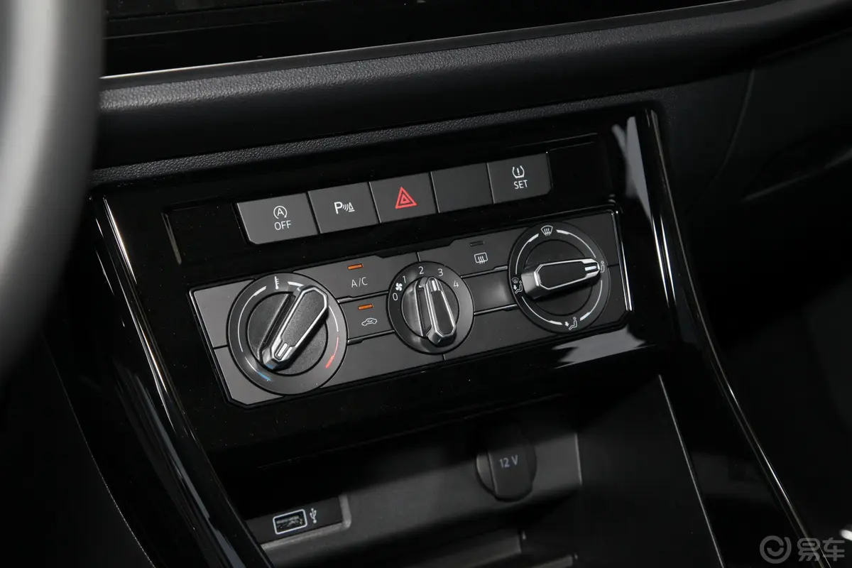 捷达VS7280TSI 手自一体 进取型内饰