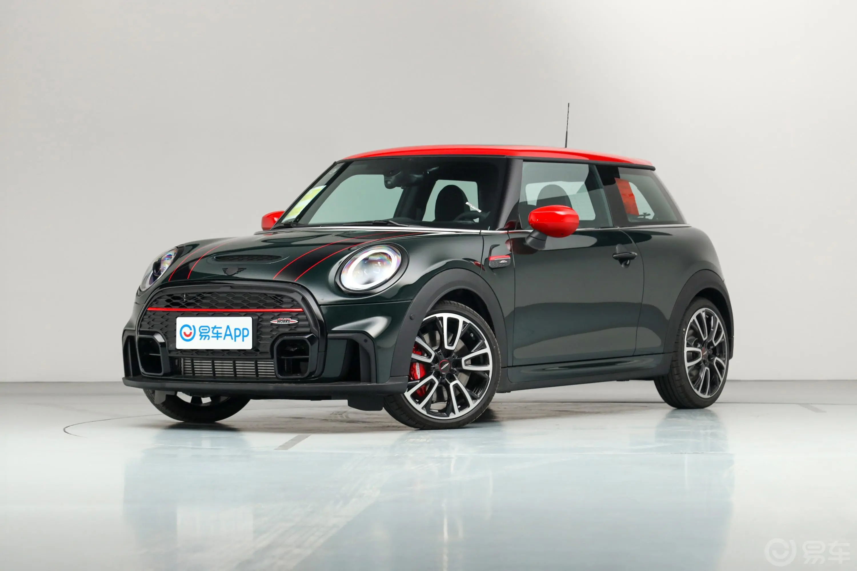 MINI JCW2.0T JOHN COOPER WORKS ALL-IN外观