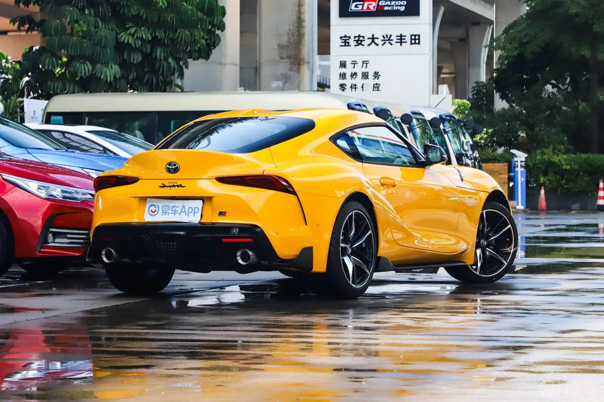 SUPRAGR SUPRA 3.0T 标准型外观