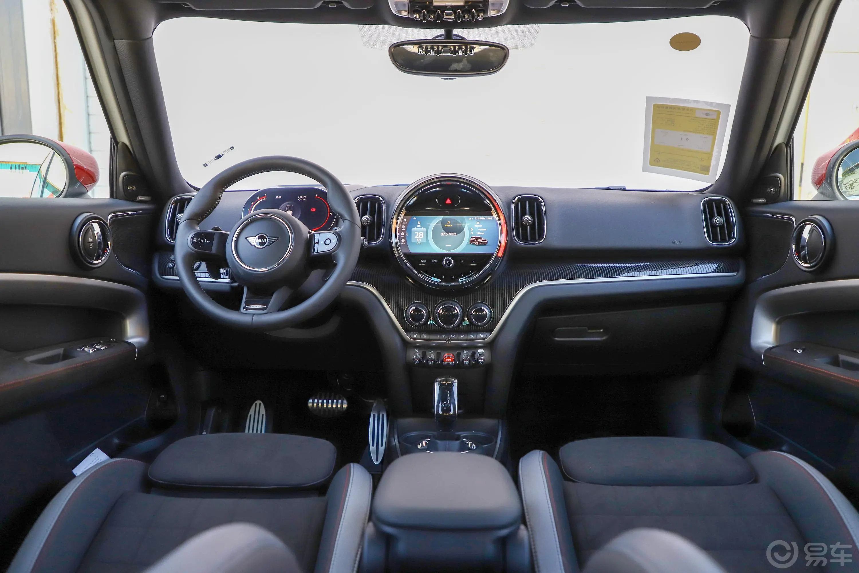 MINI JCW COUNTRYMAN2.0T JOHN COOPER WORKS ALL-IN内饰