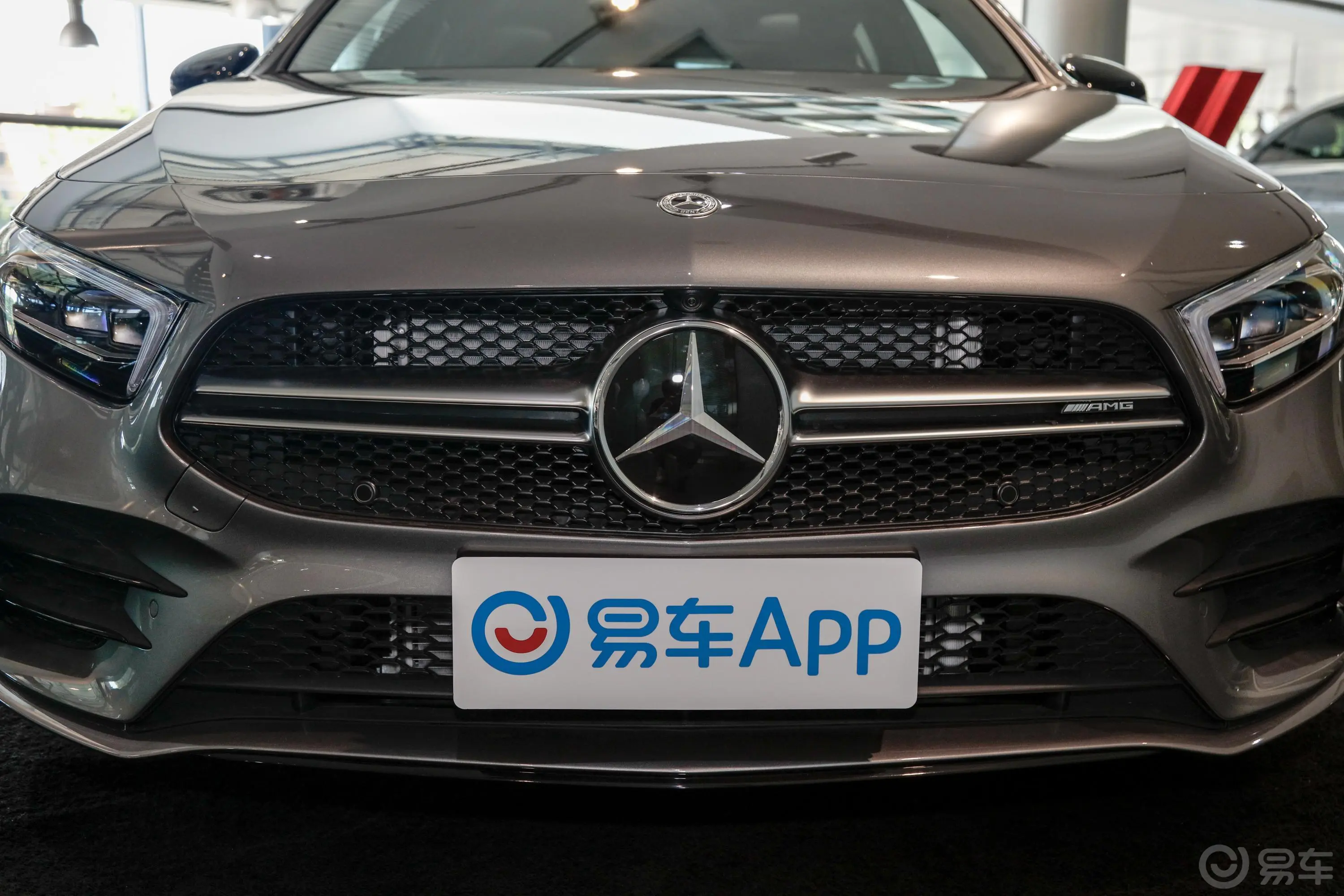 奔驰A级 AMG(进口)AMG A 35 4MATIC 先型特别版外观