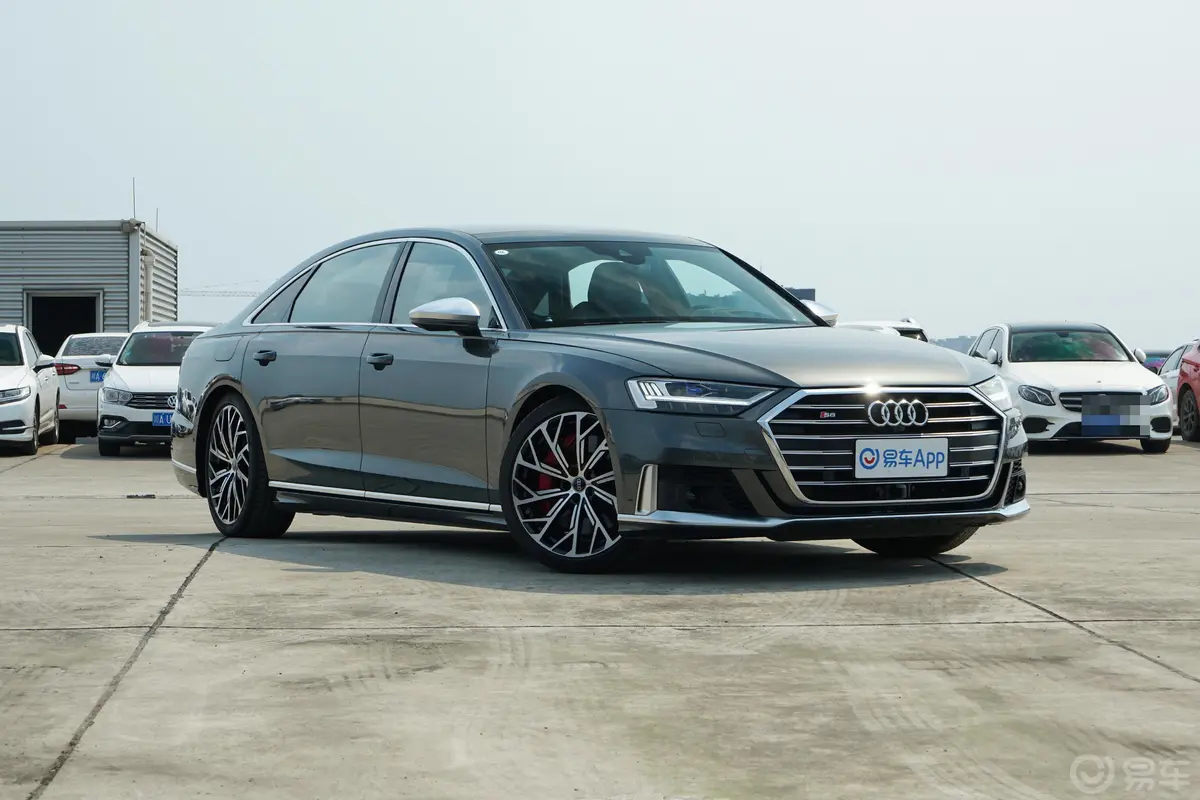 奥迪S8S8L 4.0TFSI quattro正前水平