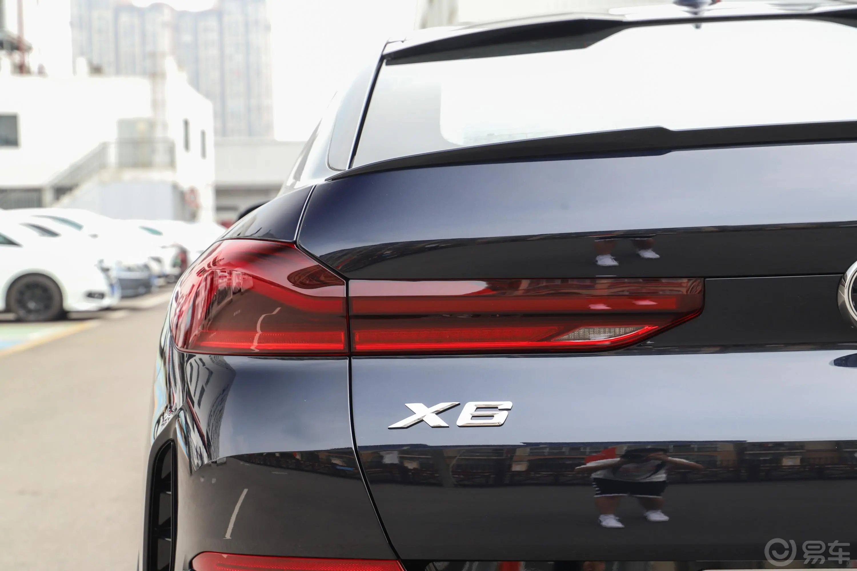 宝马X6改款 xDrive40i 尊享型 M运动套装外观