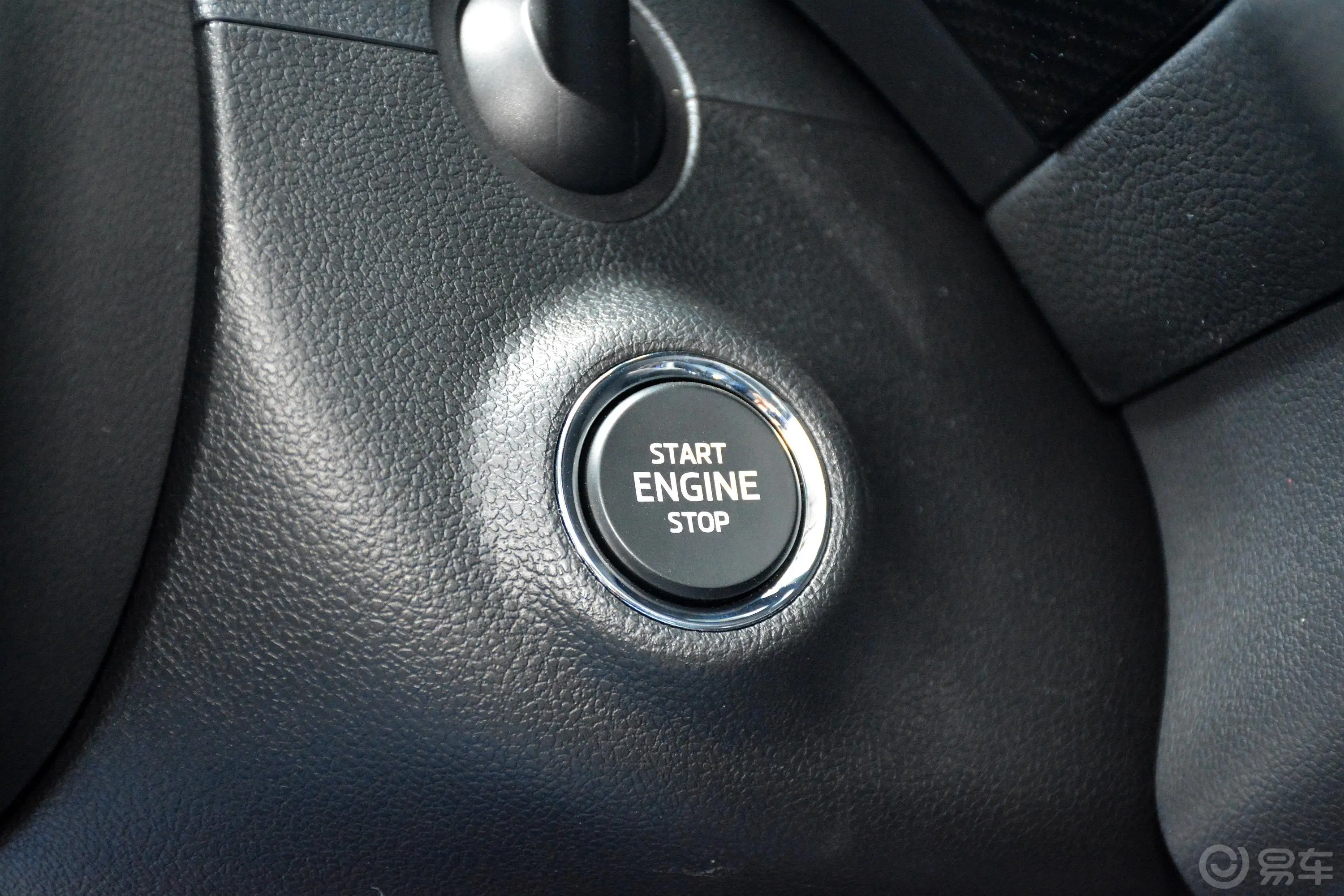柯迪亚克GTTSI330 两驱舒适版钥匙孔或一键启动按键