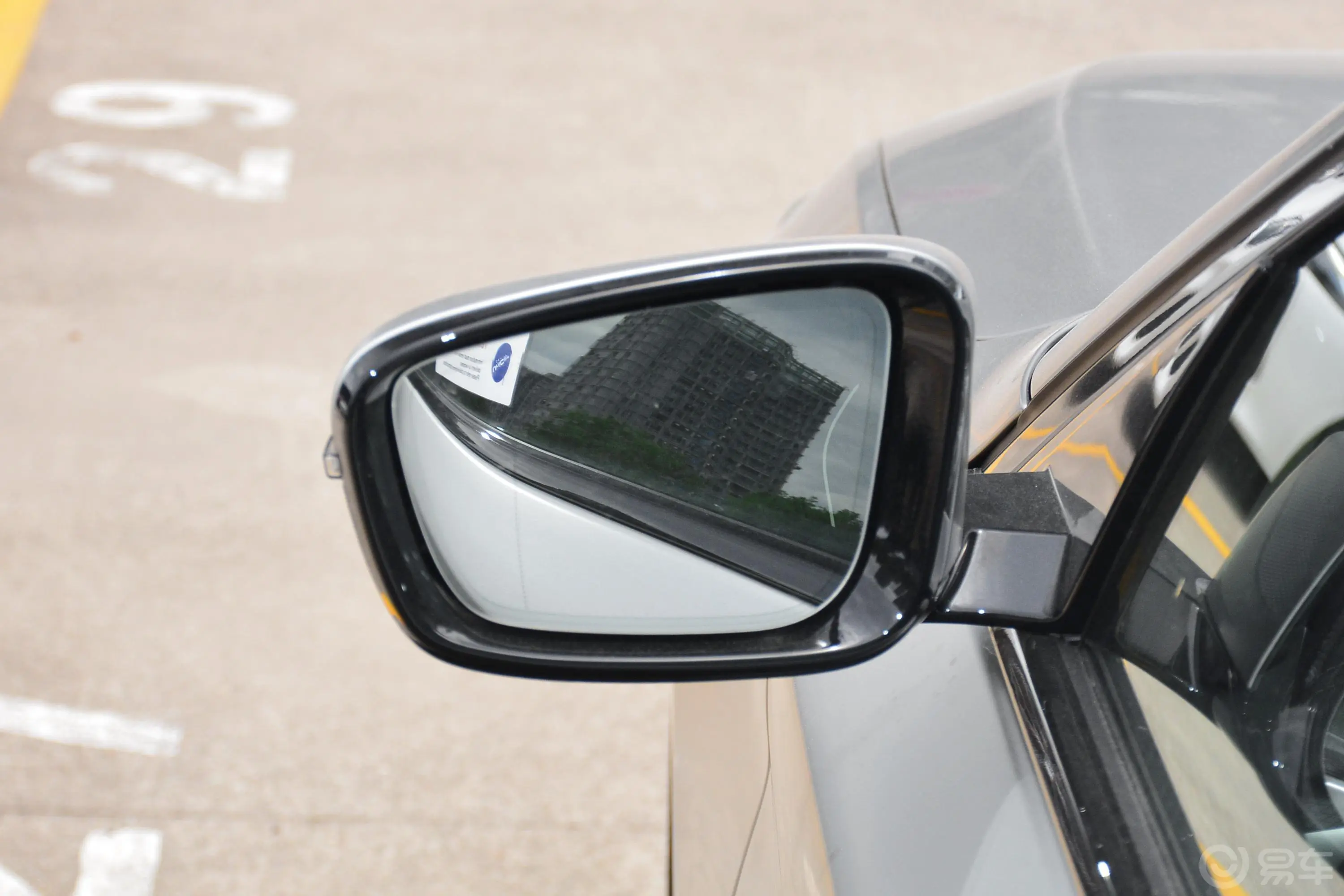宝马5系(进口)改款 540i 风尚版 M运动套装后视镜镜面