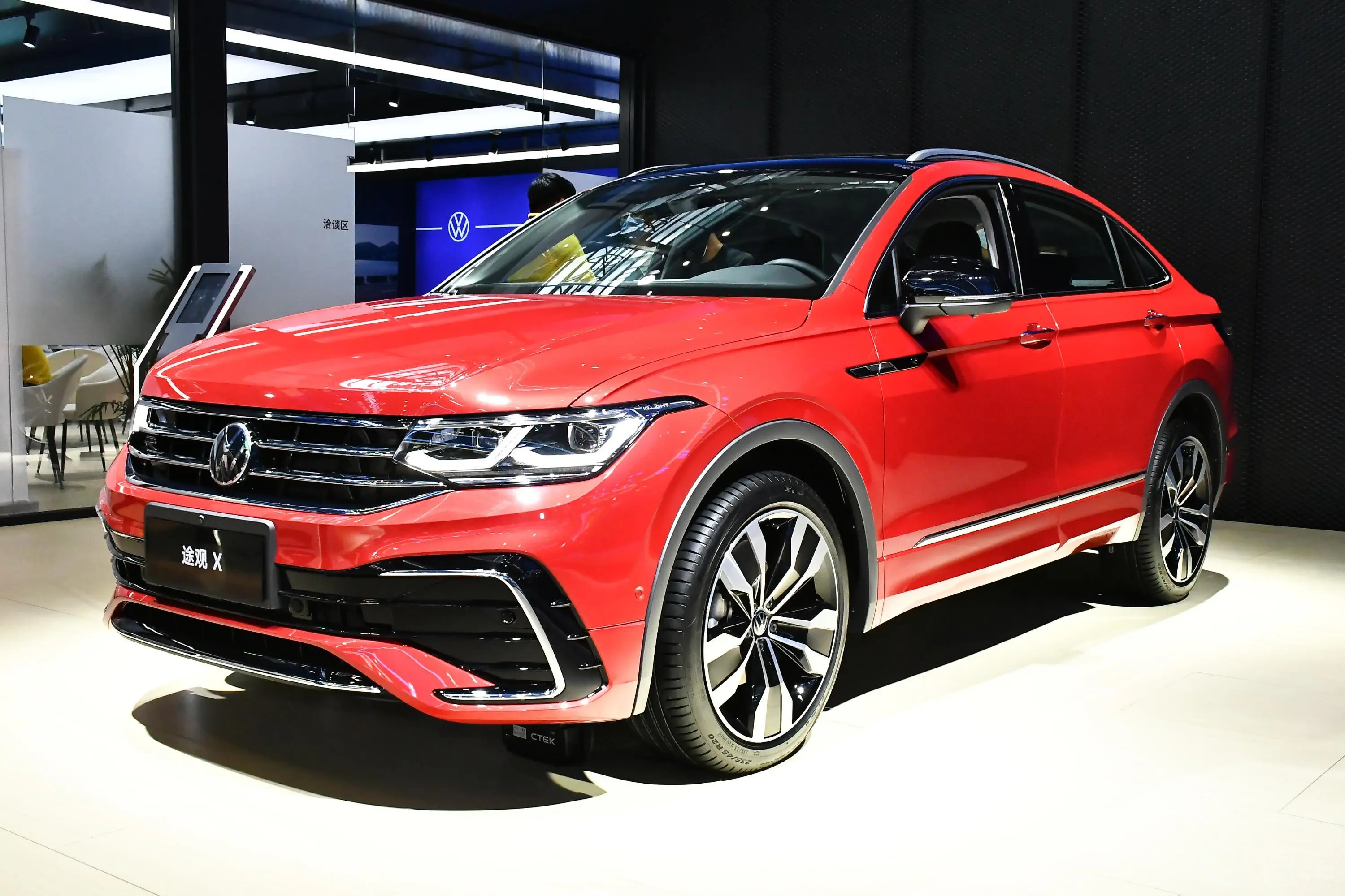 途观X380TSI 四驱尊崇旗舰版外观