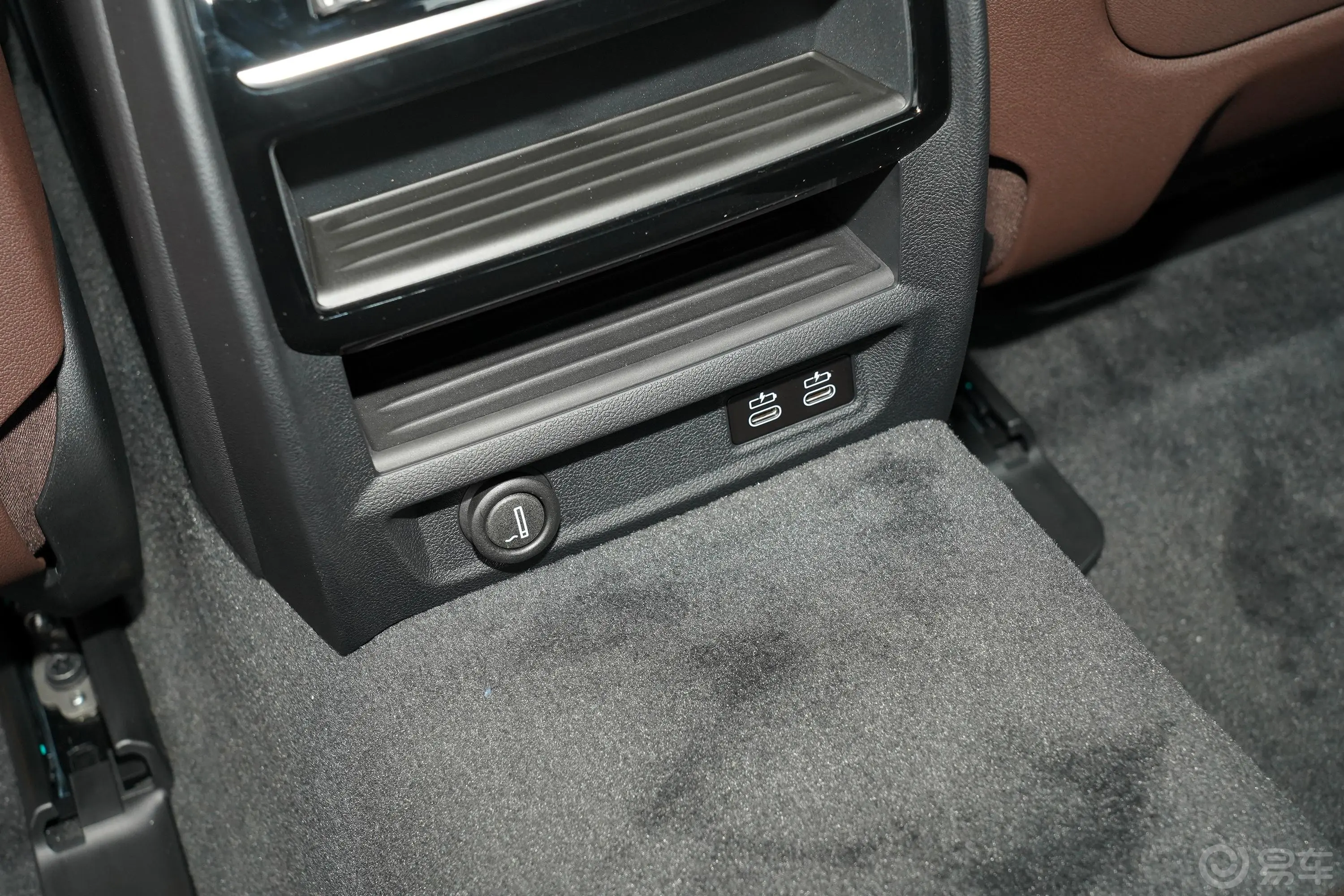 宝马5系改款 530Li xDrive M运动套装空间